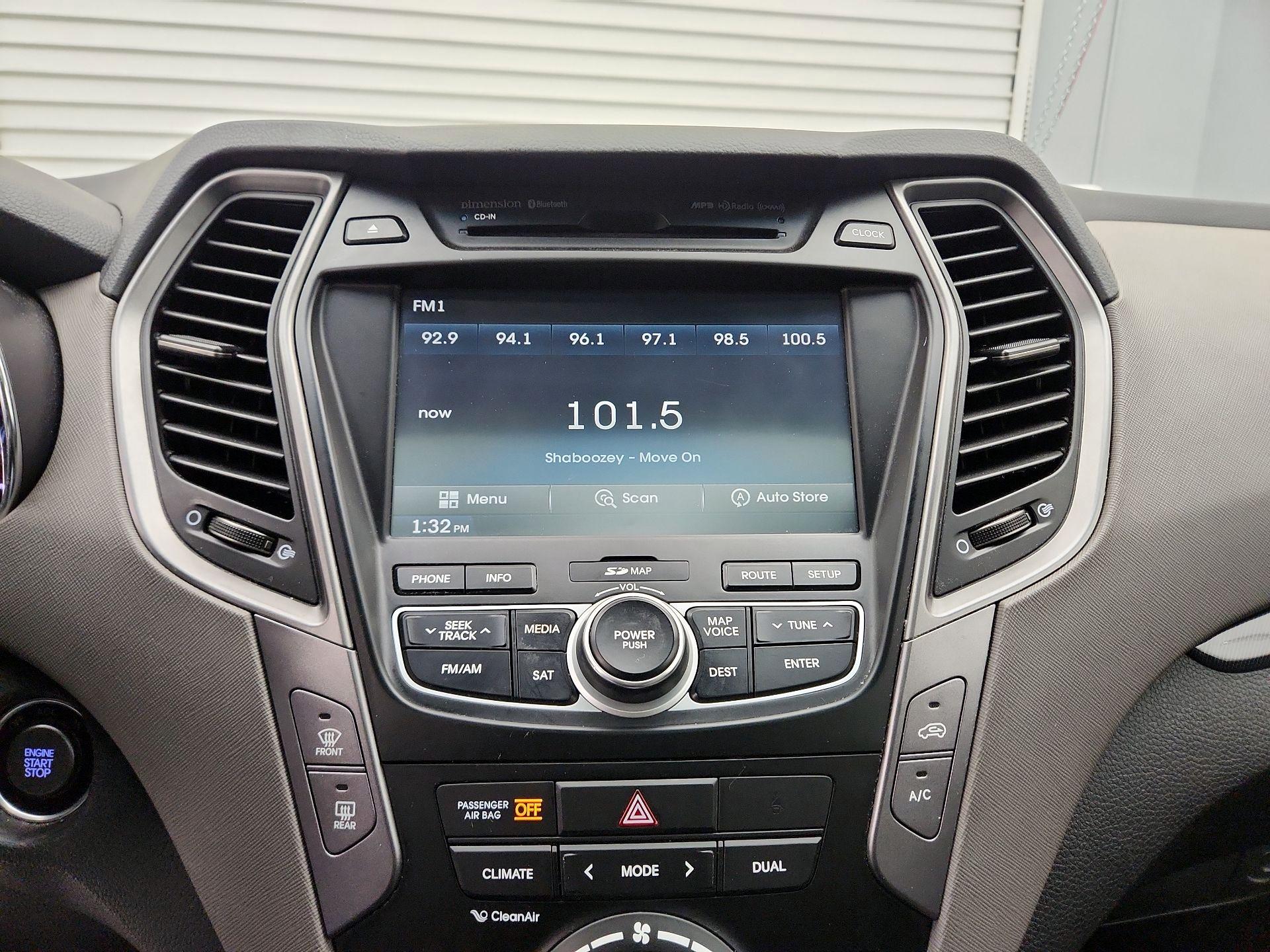 Thumbnail: 2016 Hyundai Santa Fe - 15