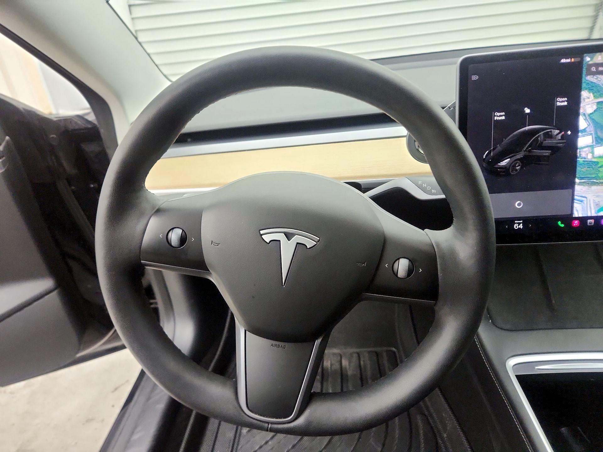 Thumbnail: 2021 Tesla Model 3 - 10