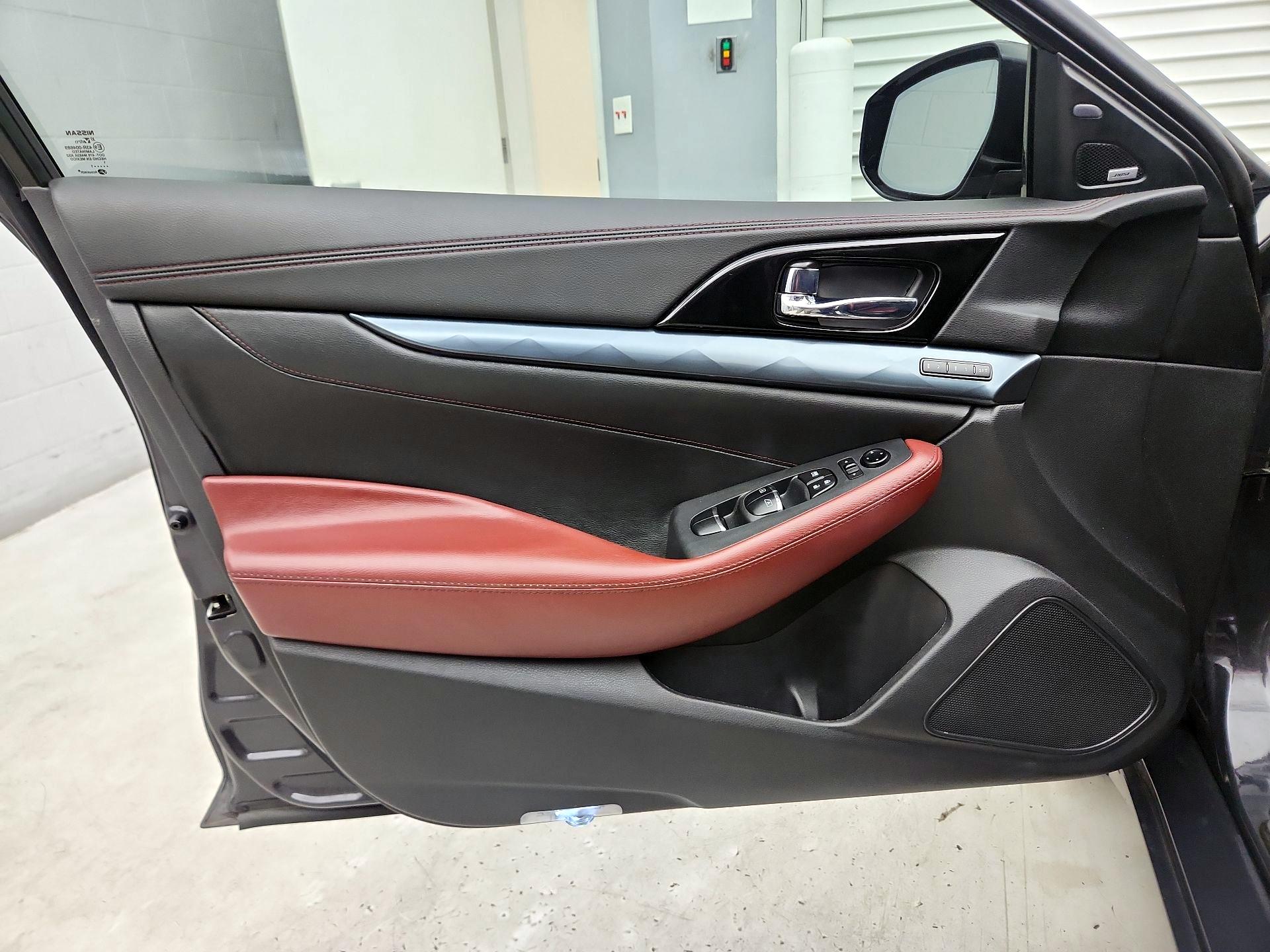 Thumbnail: 2021 Nissan Maxima - 12