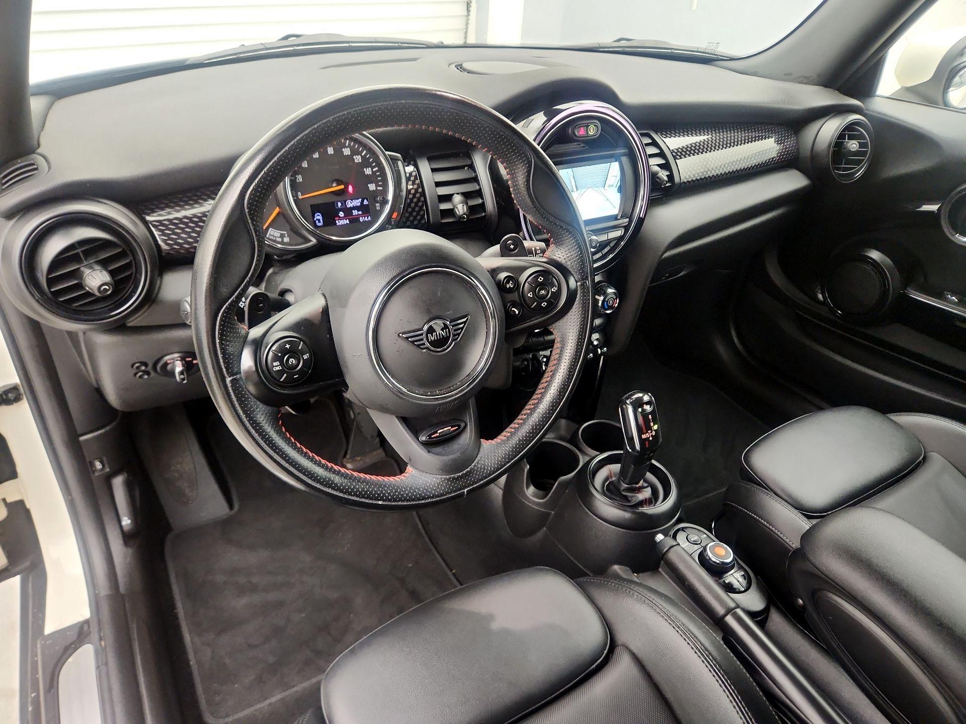 Thumbnail: 2021 MINI Cooper - 9