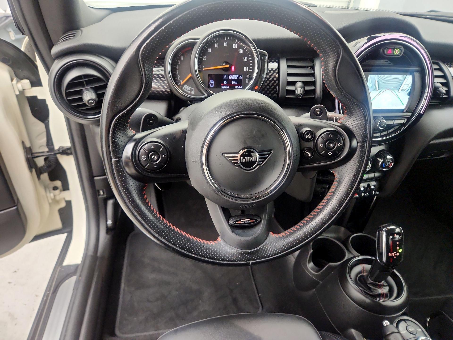Thumbnail: 2021 MINI Cooper - 10