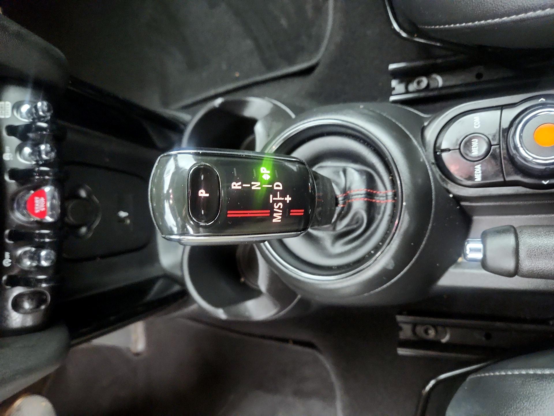 Thumbnail: 2021 MINI Cooper - 17