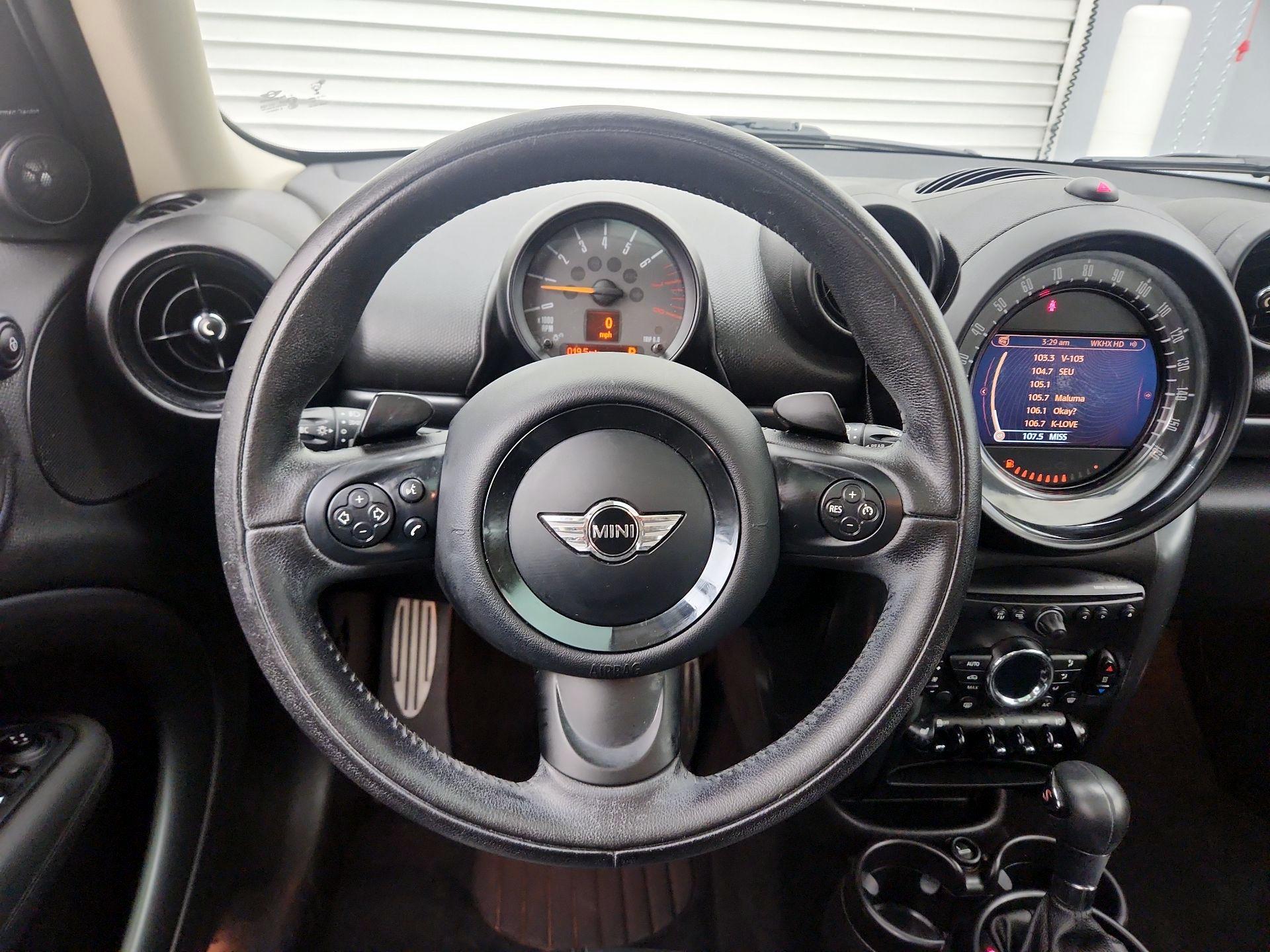 Thumbnail: 2016 MINI Cooper Countryman - 10