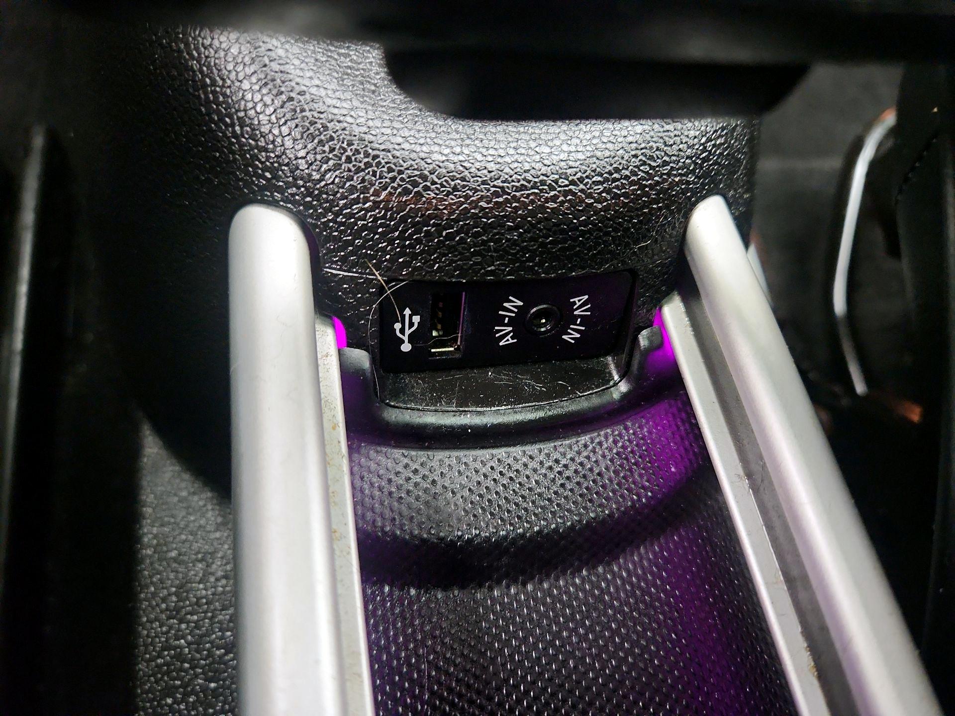 Thumbnail: 2016 MINI Cooper Countryman - 16