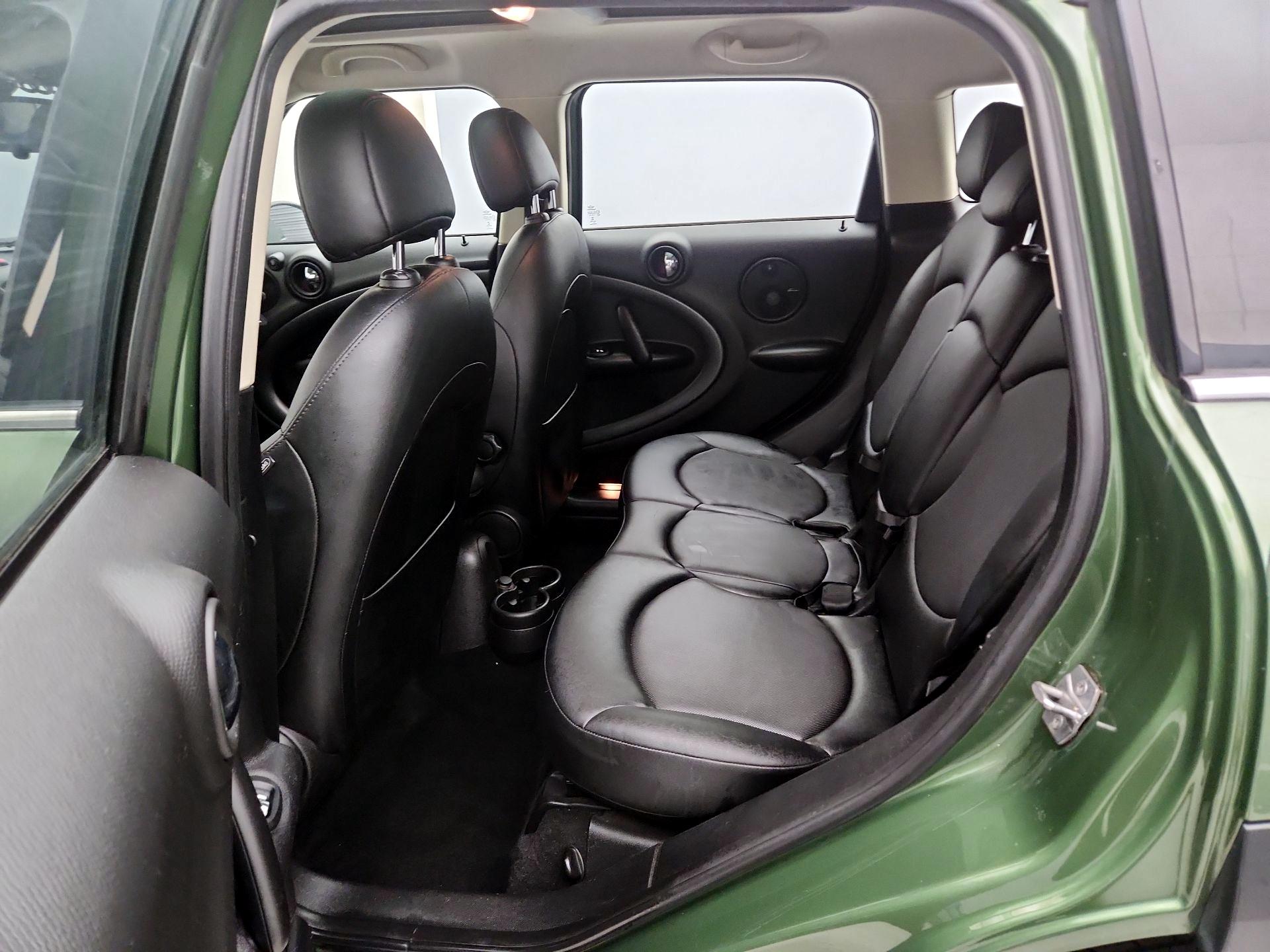 Thumbnail: 2016 MINI Cooper Countryman - 18