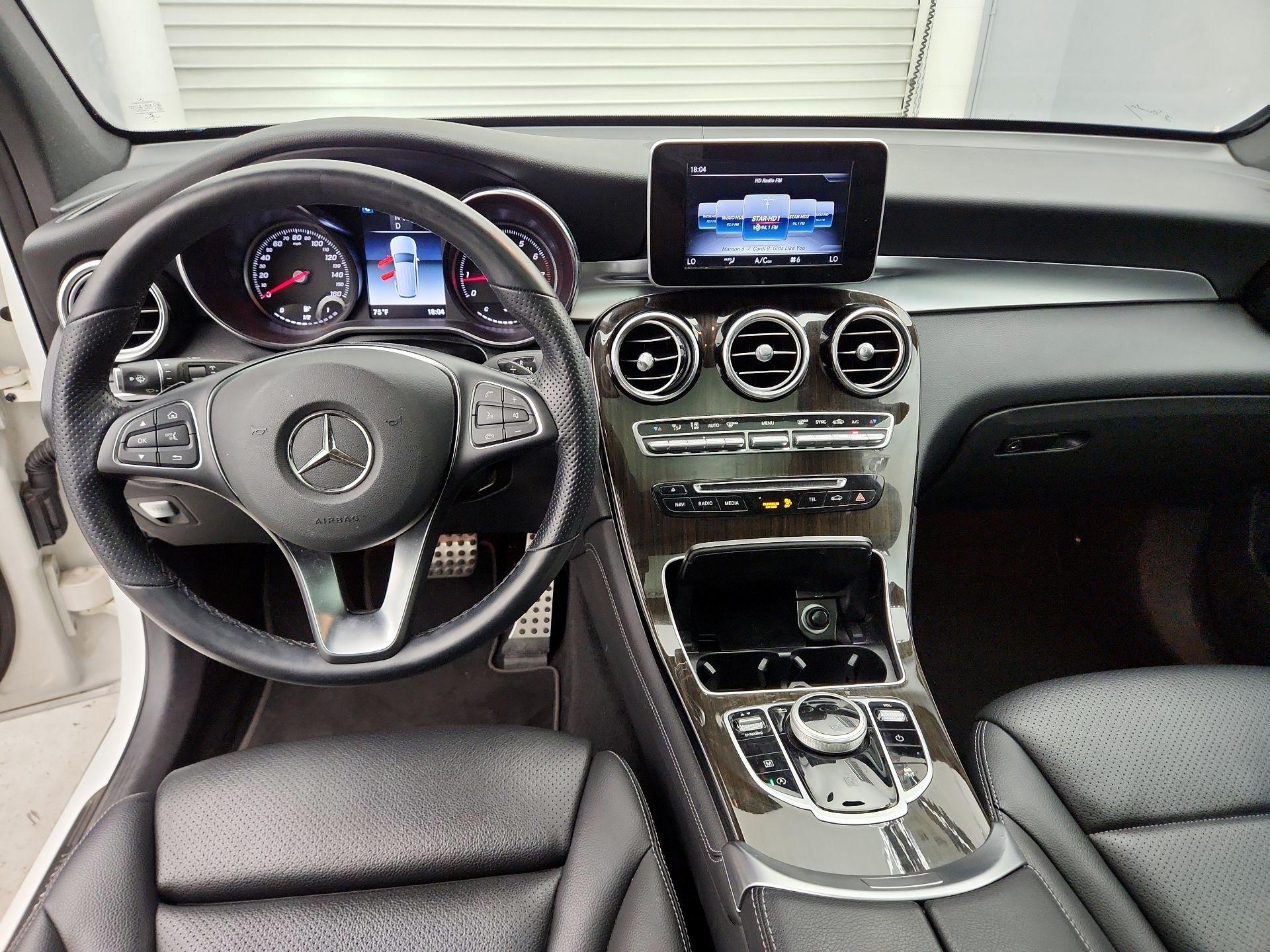 Thumbnail: 2019 Mercedes-Benz GLC - 9