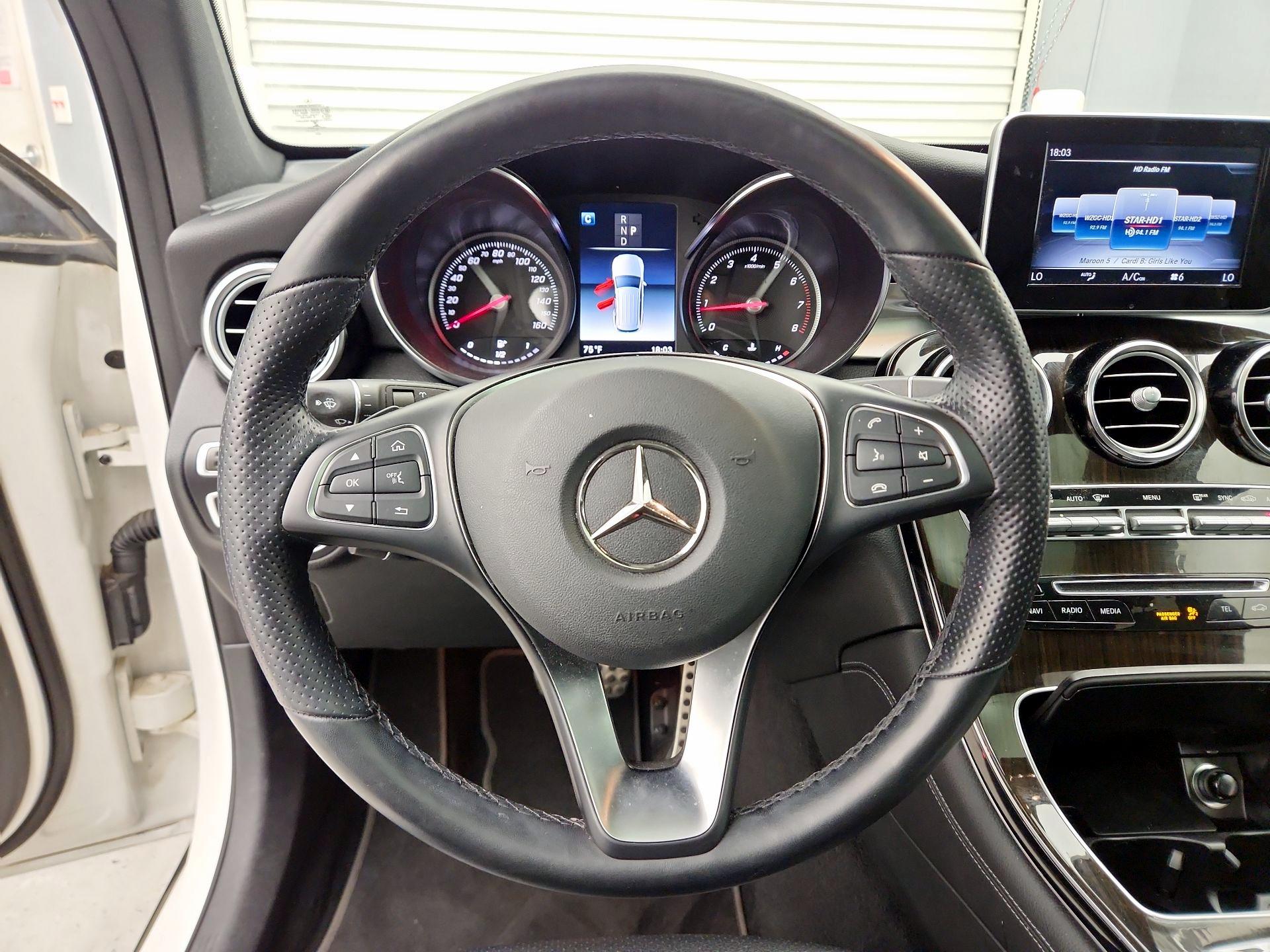 Thumbnail: 2019 Mercedes-Benz GLC - 10