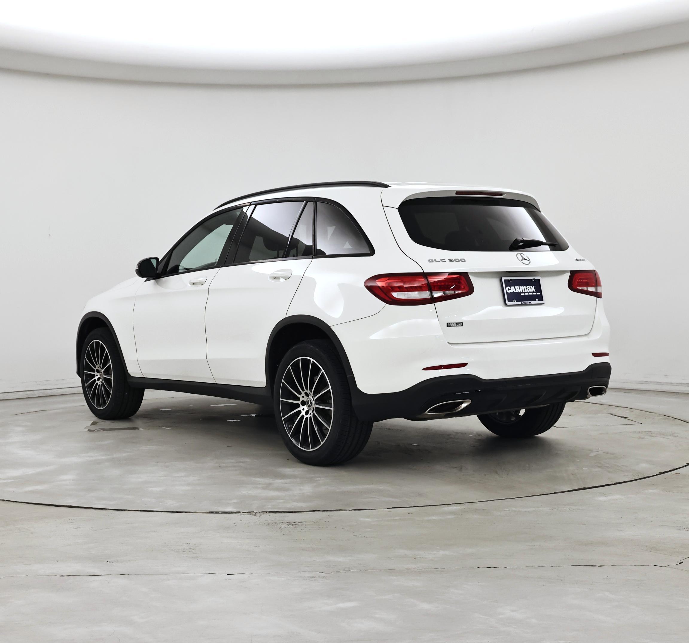 Thumbnail: 2019 Mercedes-Benz GLC - 2
