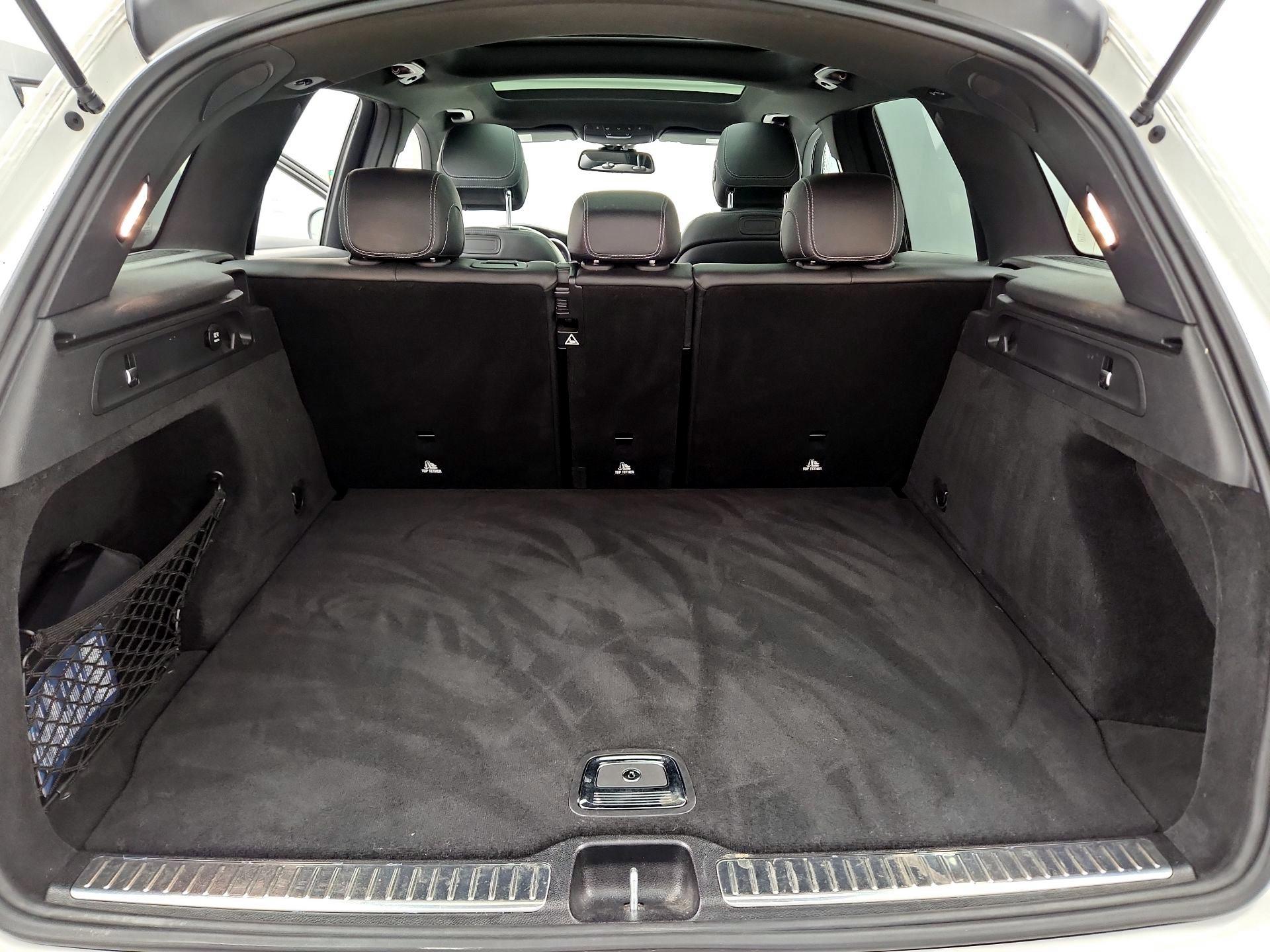 Thumbnail: 2019 Mercedes-Benz GLC - 20