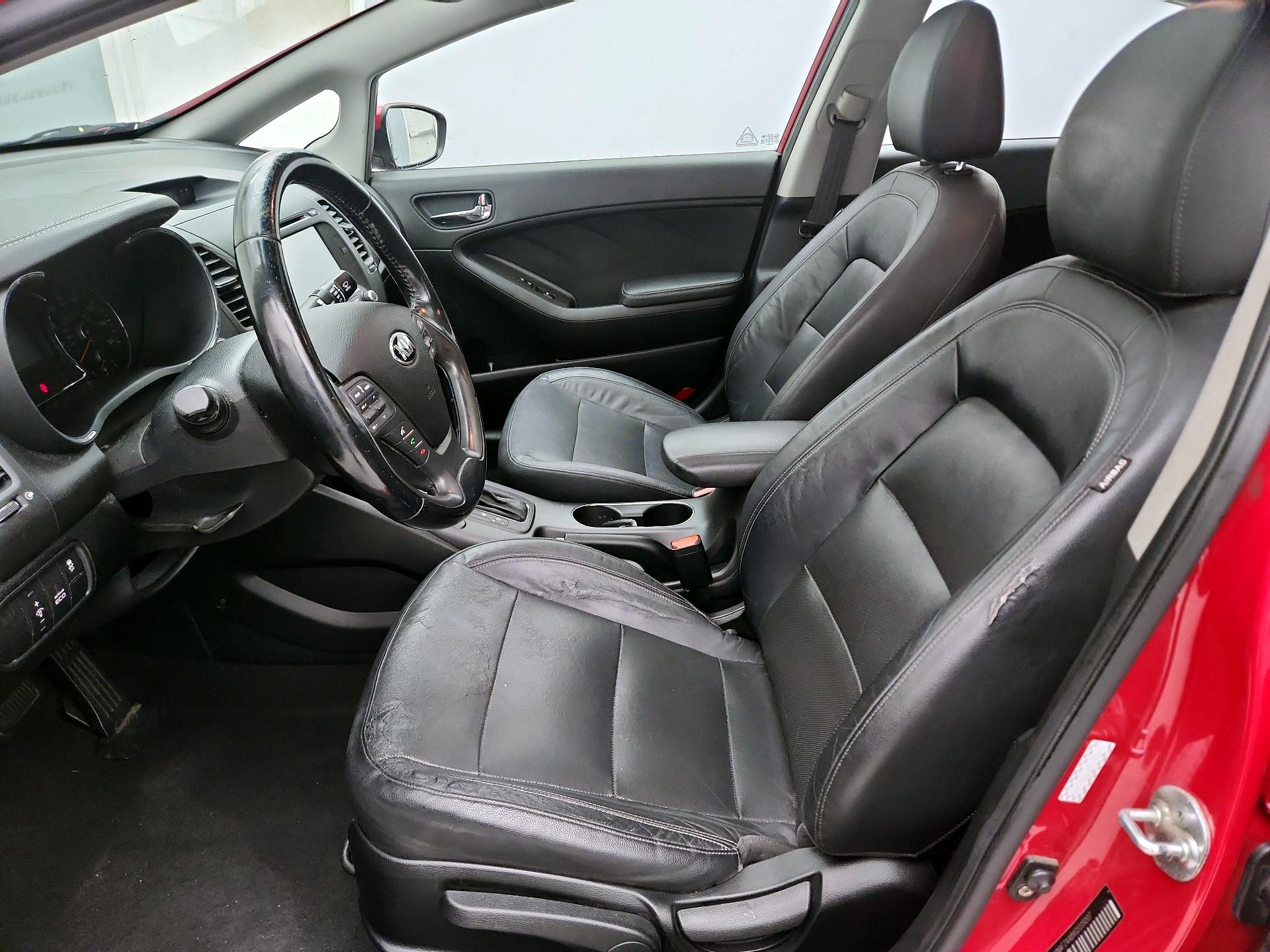 Thumbnail: 2016 Kia Forte - 11