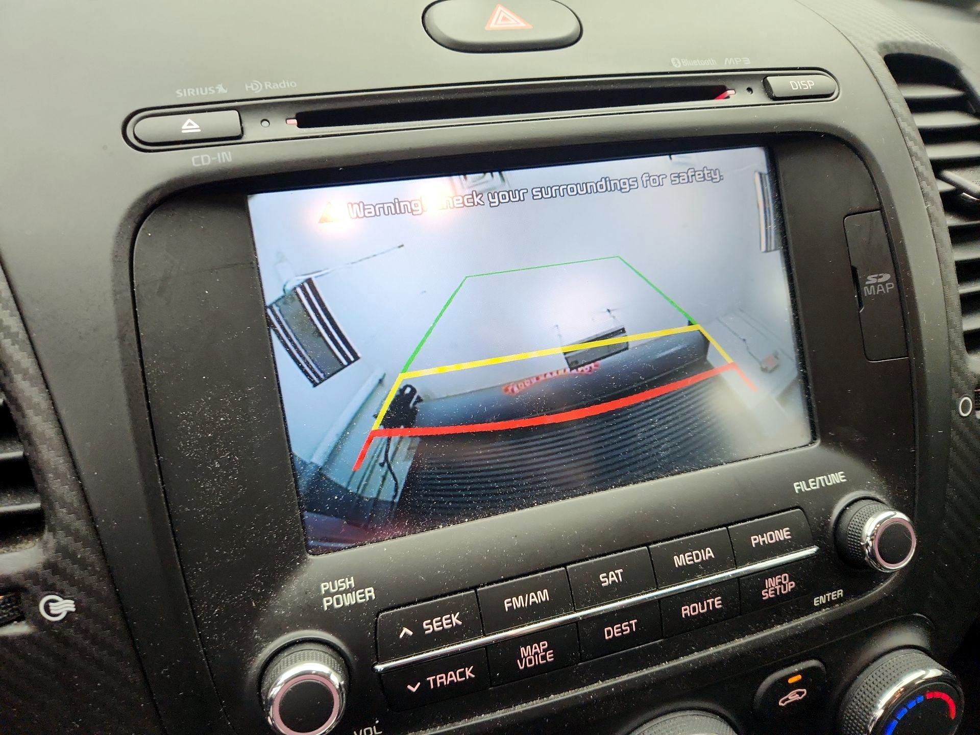 Thumbnail: 2016 Kia Forte - 15