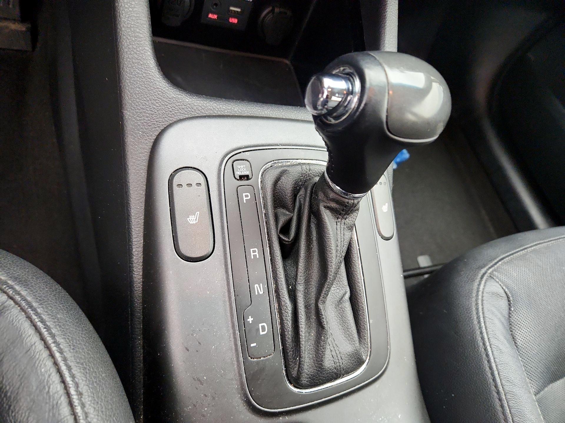 Thumbnail: 2016 Kia Forte - 18