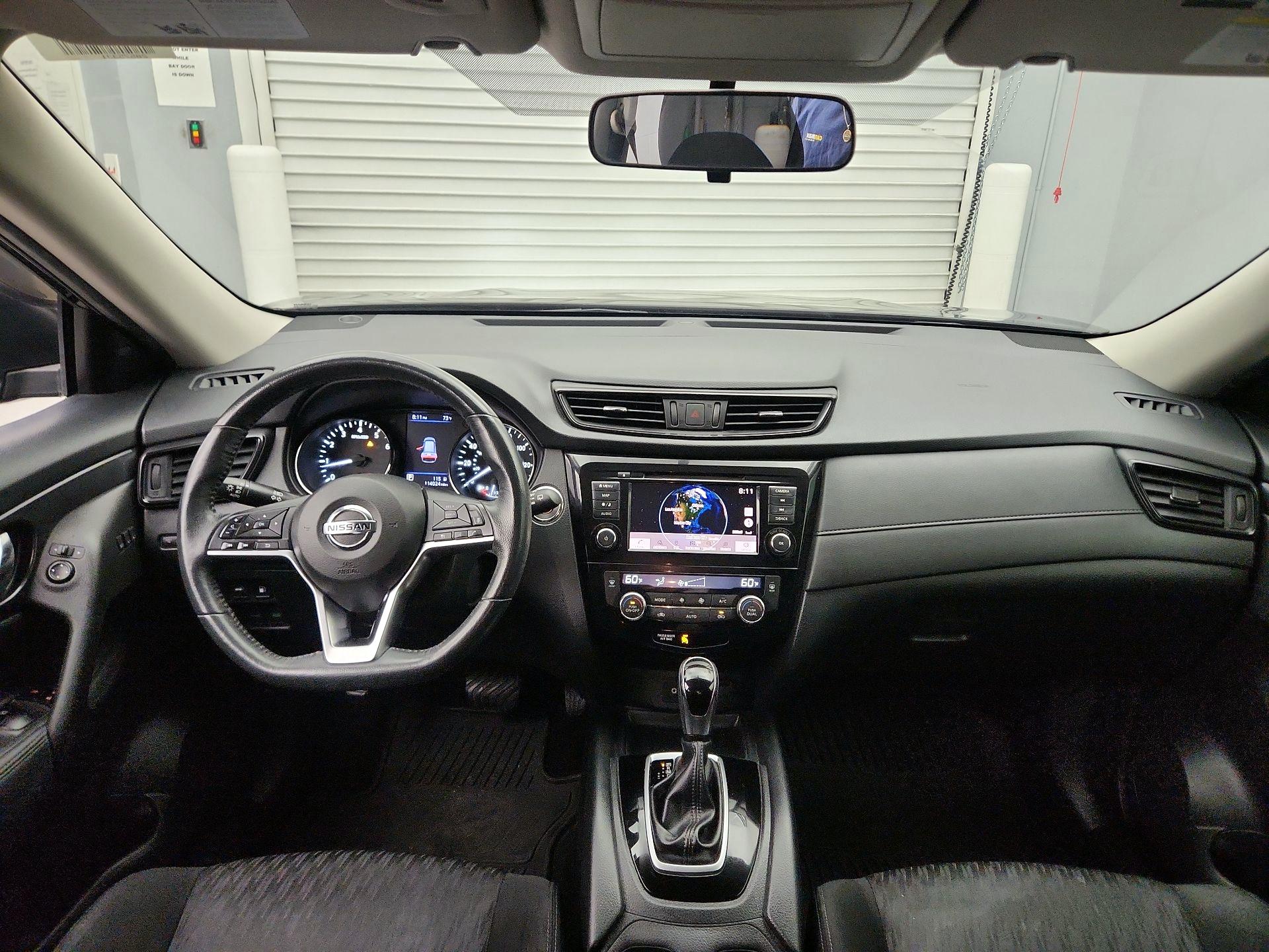Thumbnail: 2018 Nissan Rogue - 9