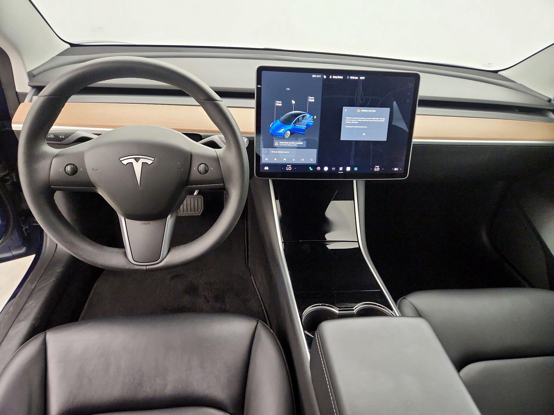 Thumbnail: 2020 Tesla Model 3 - 9