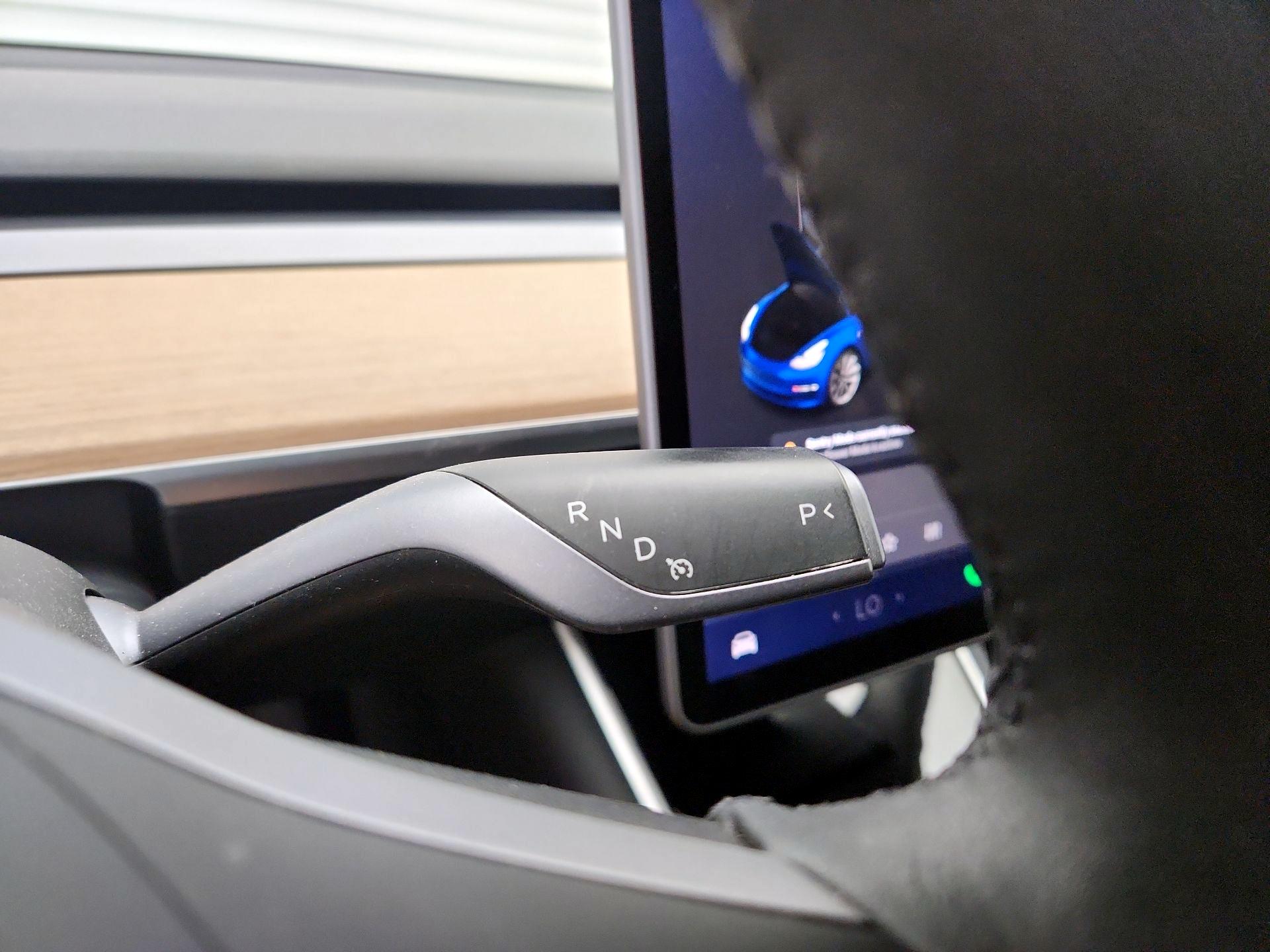 Thumbnail: 2020 Tesla Model 3 - 17