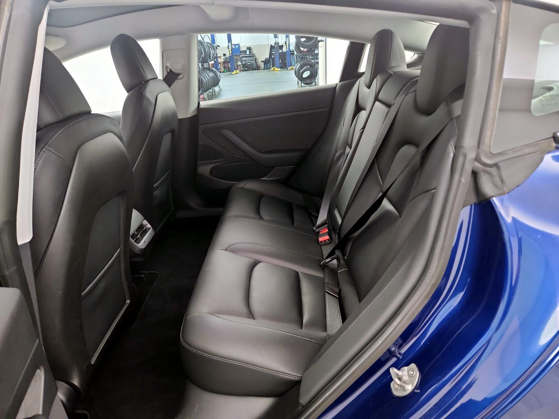 Thumbnail: 2020 Tesla Model 3 - 19