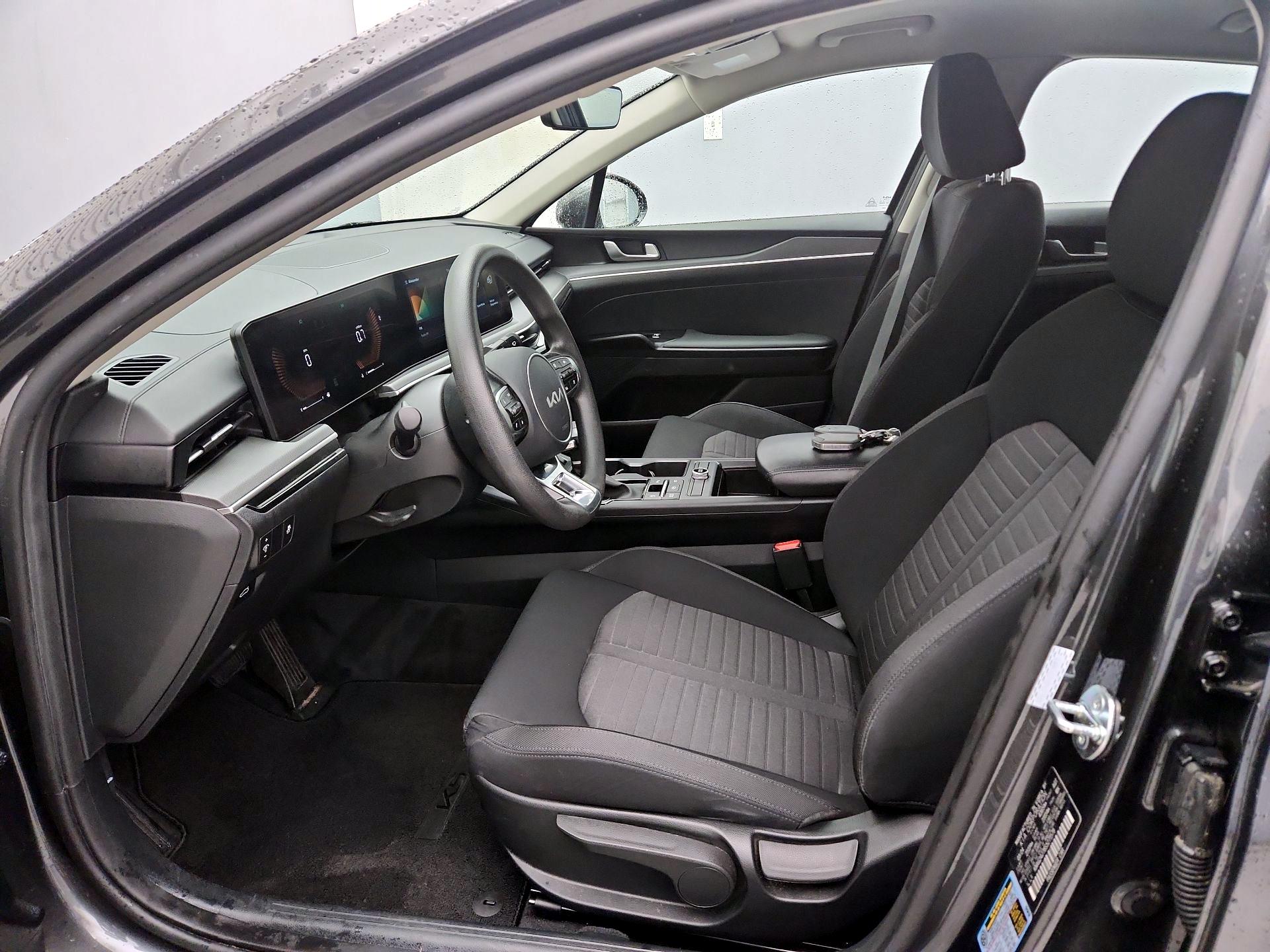Thumbnail: 2025 Kia K5 - 11