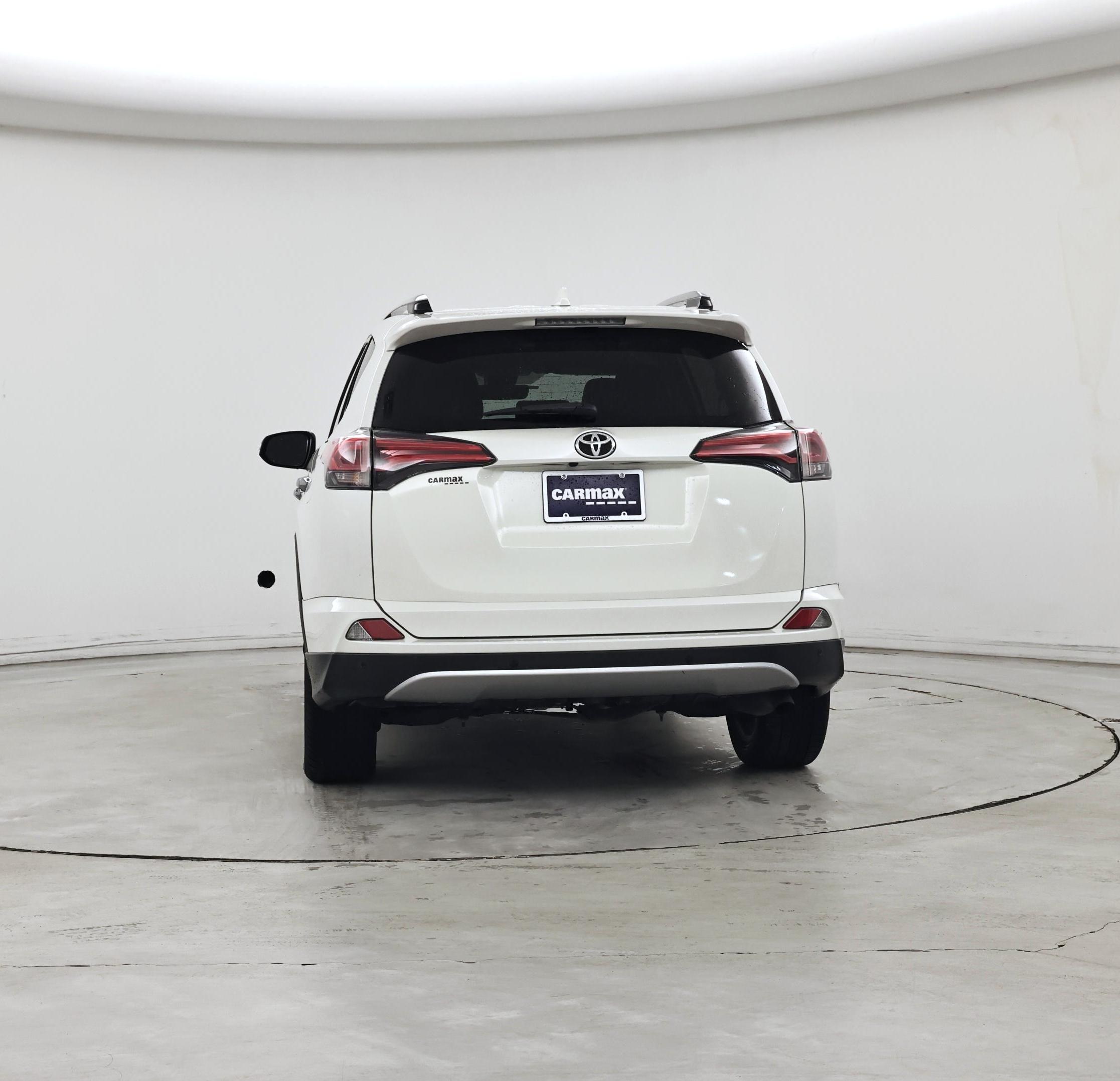 Thumbnail: 2018 Toyota RAV4 - 6