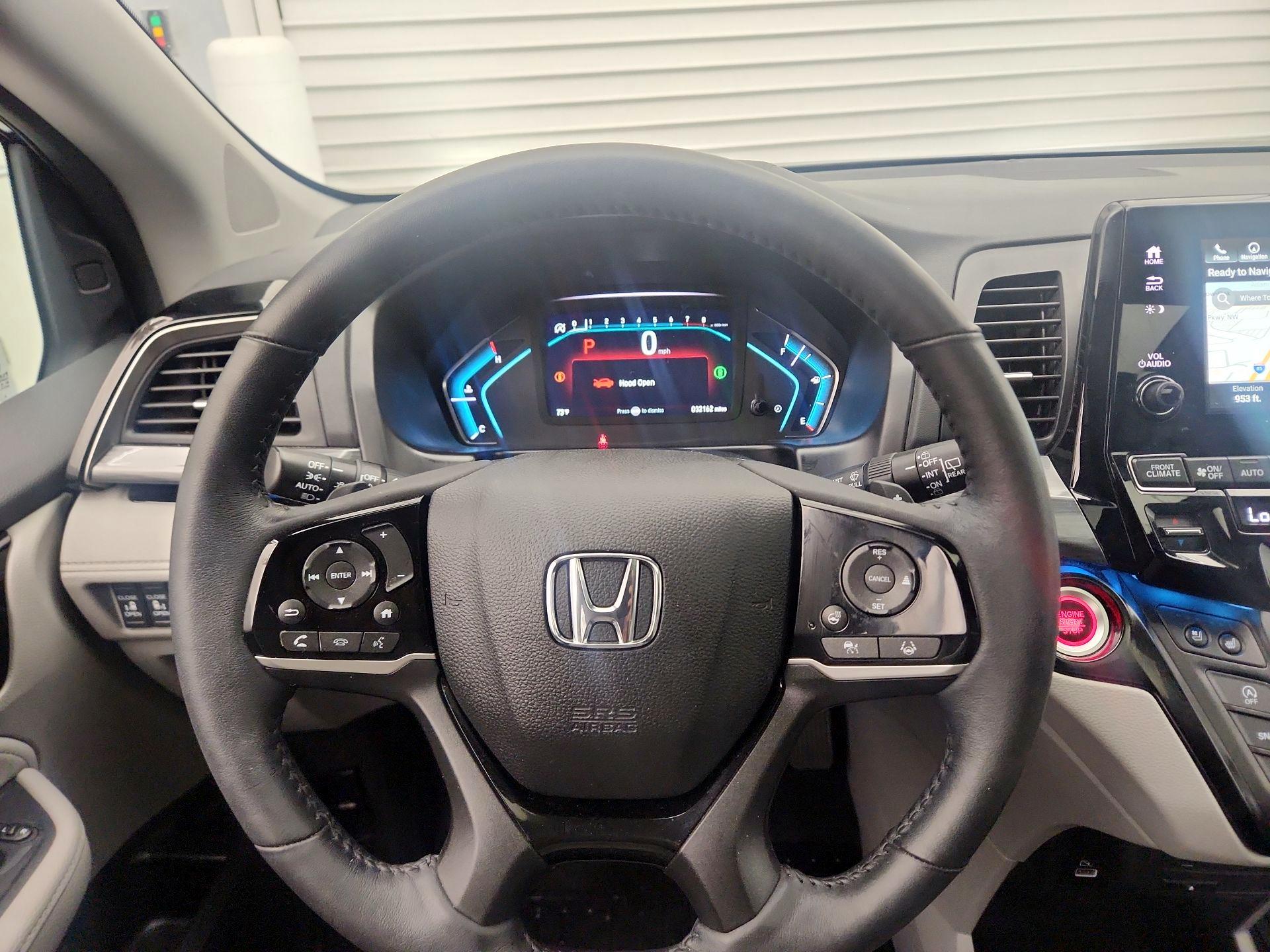 Thumbnail: 2023 Honda Odyssey - 10