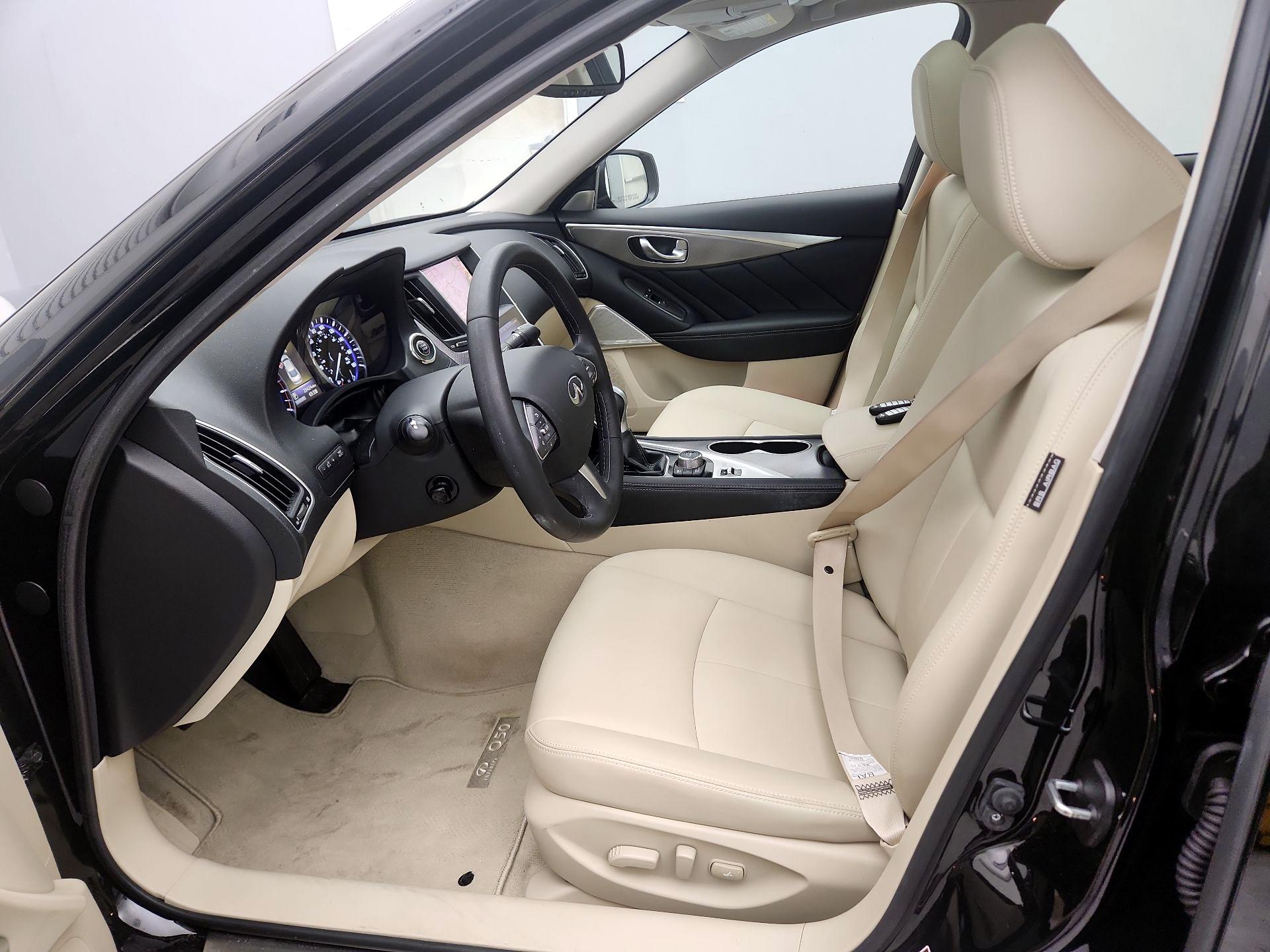 Thumbnail: 2017 INFINITI Q50 - 11