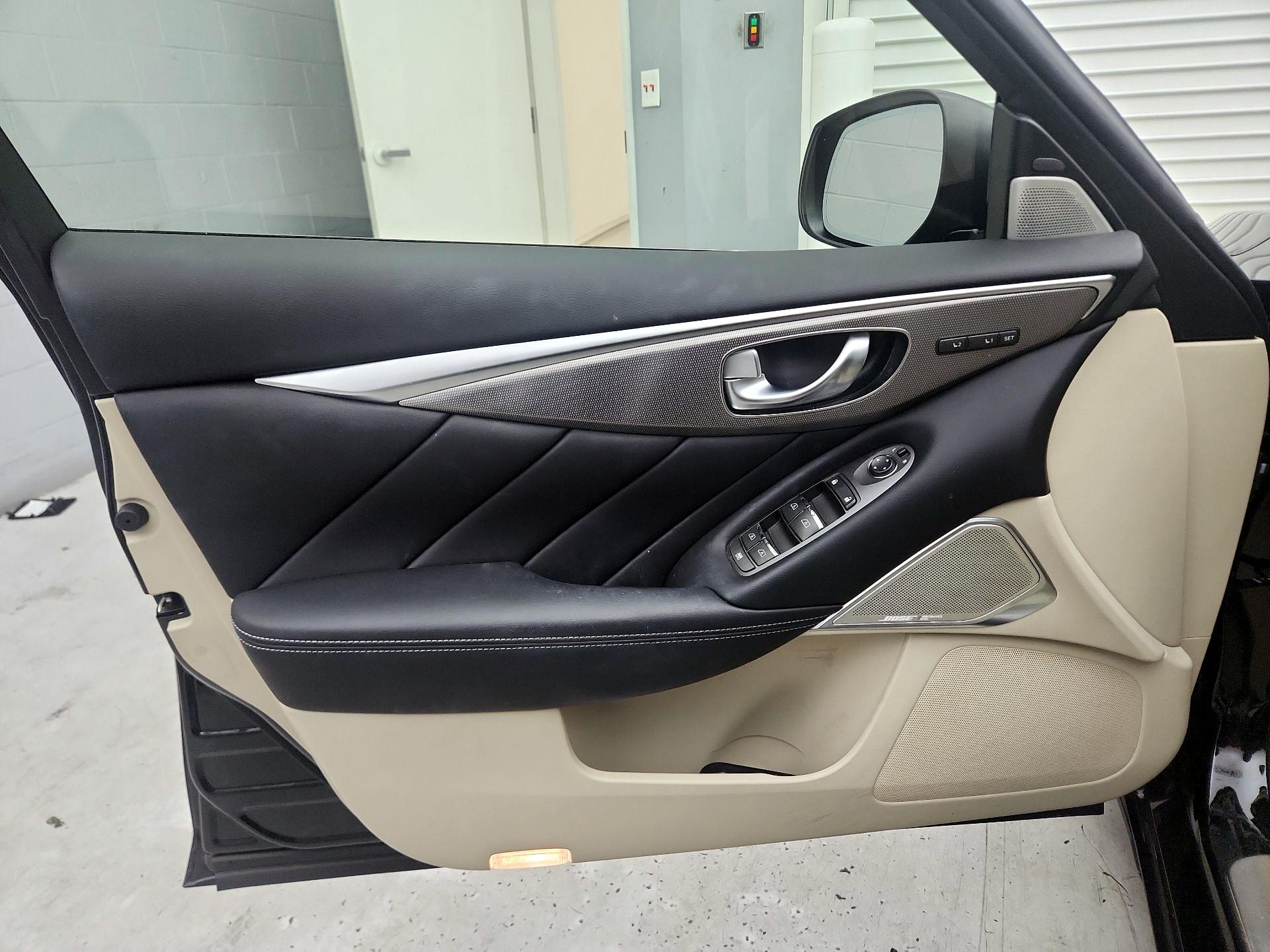 Thumbnail: 2017 INFINITI Q50 - 12