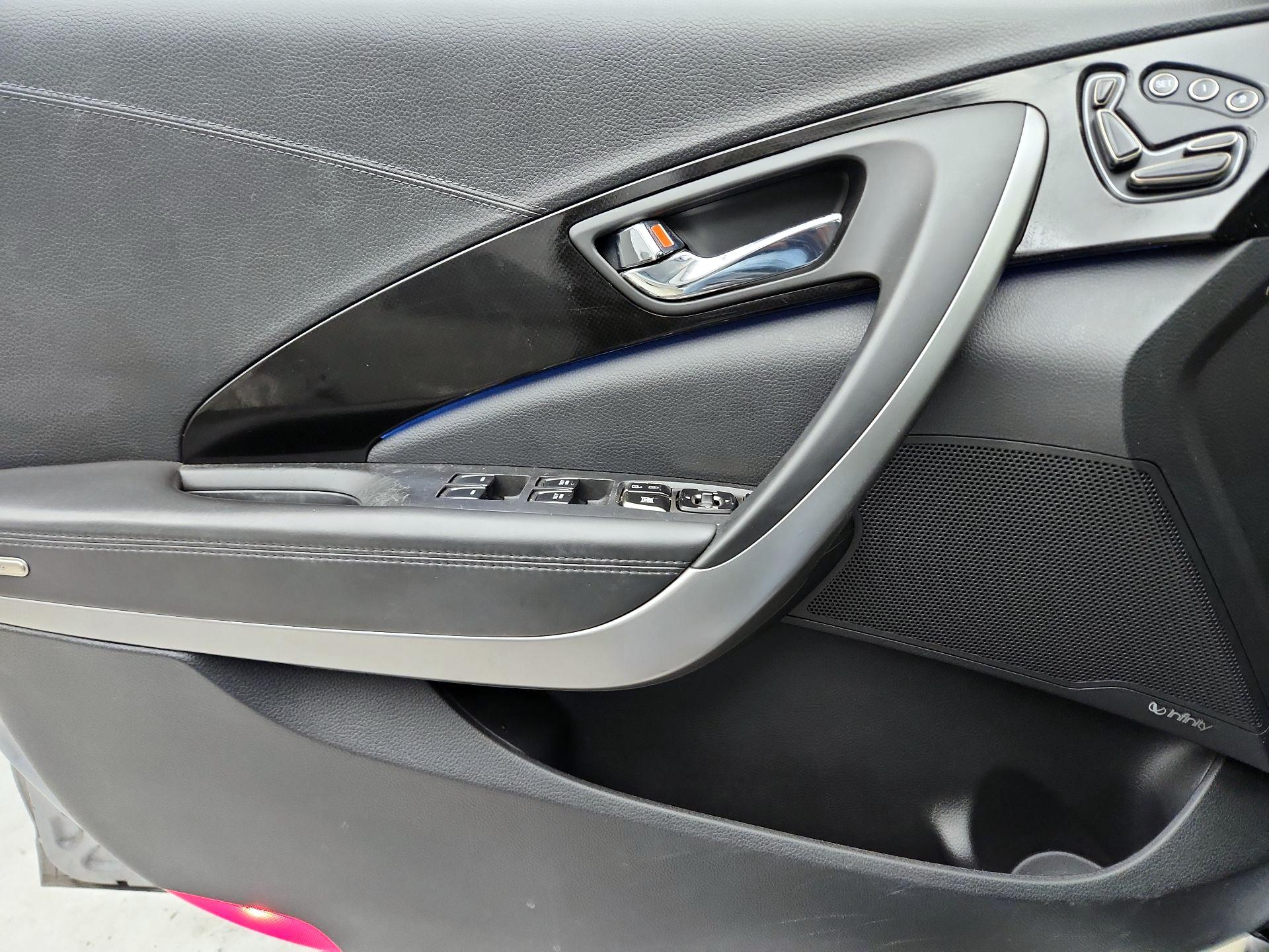 Thumbnail: 2014 Hyundai Azera - 12