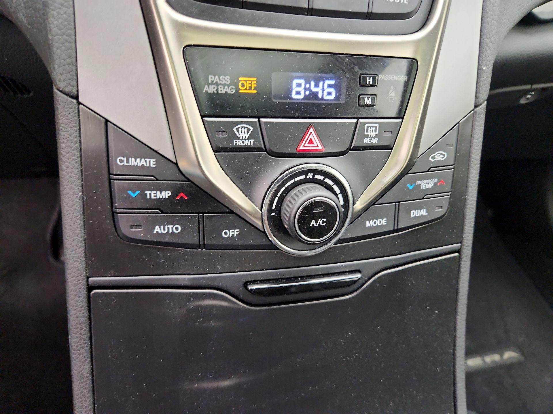 Thumbnail: 2014 Hyundai Azera - 17
