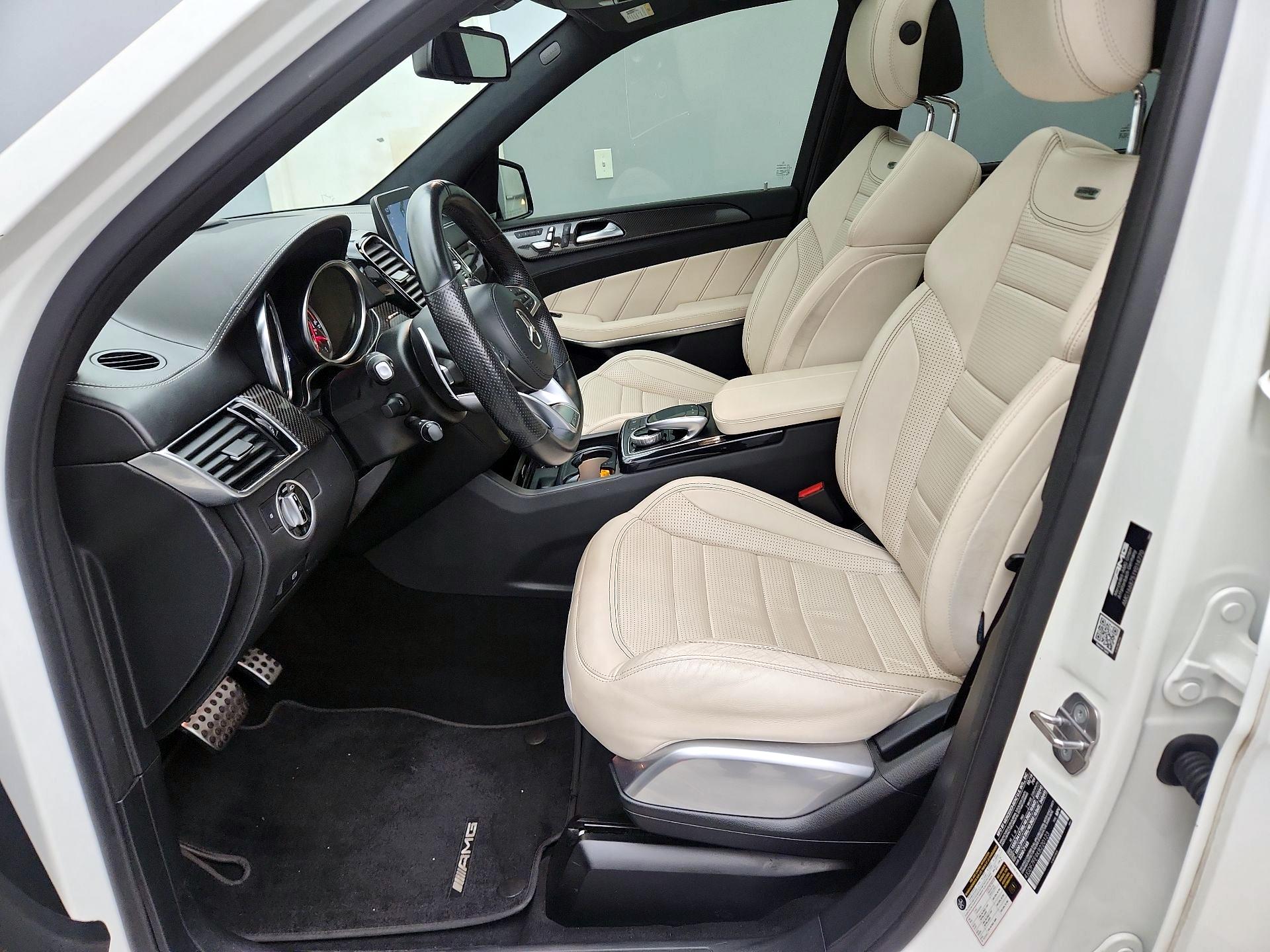 Thumbnail: 2019 Mercedes-Benz GL-Class - 11
