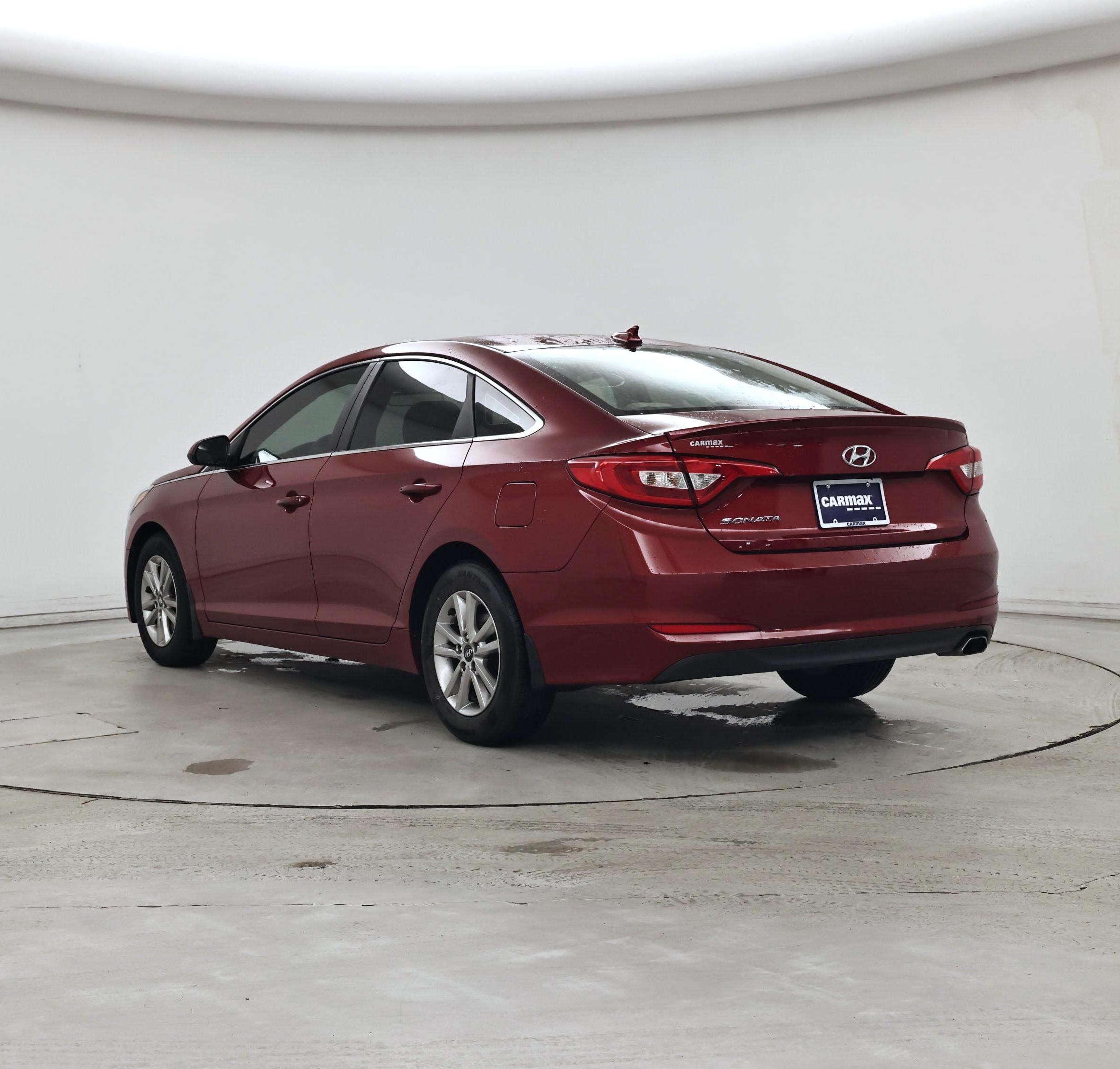 Thumbnail: 2015 Hyundai Sonata - 2