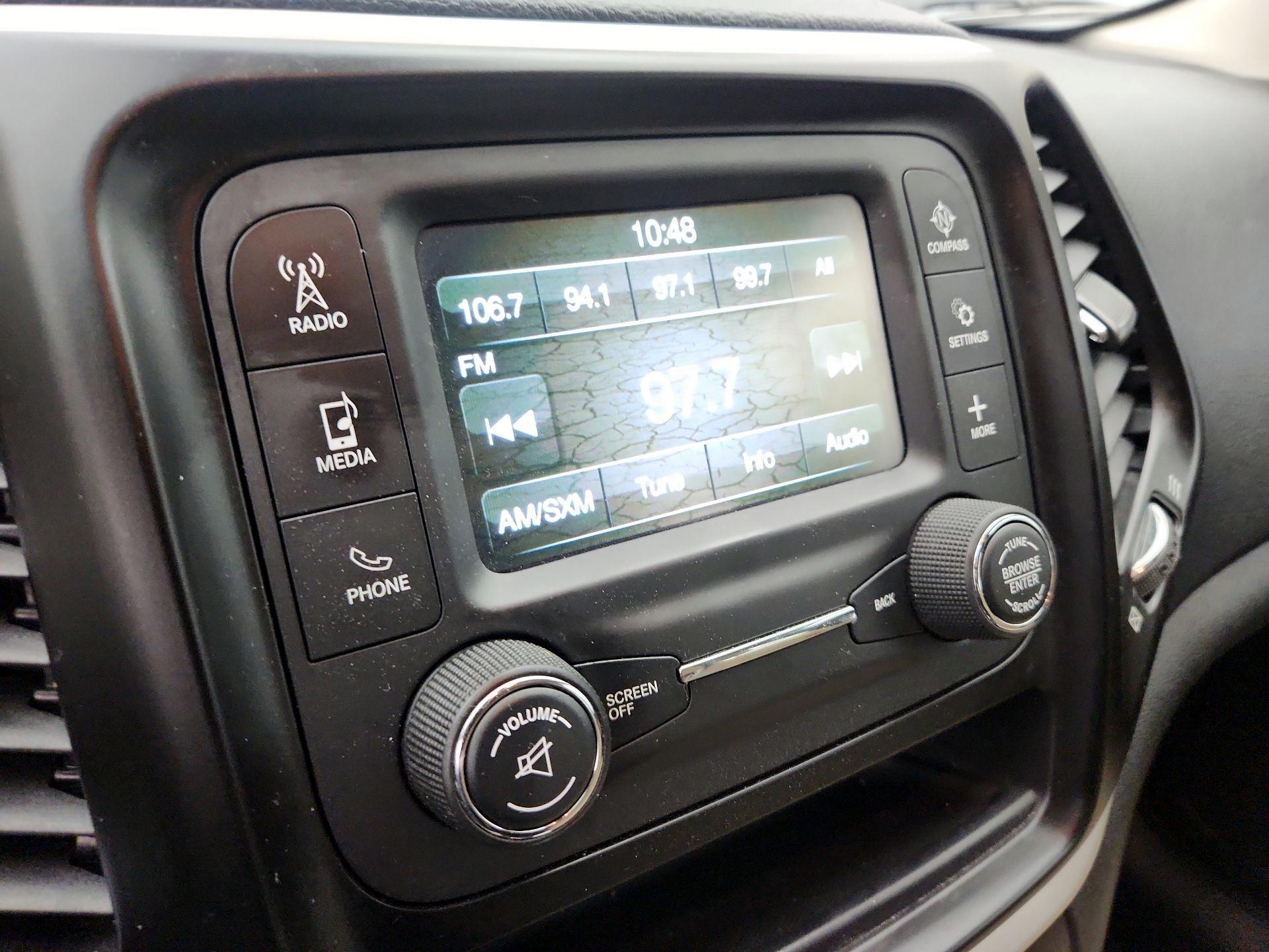 Thumbnail: 2015 Jeep Cherokee - 14