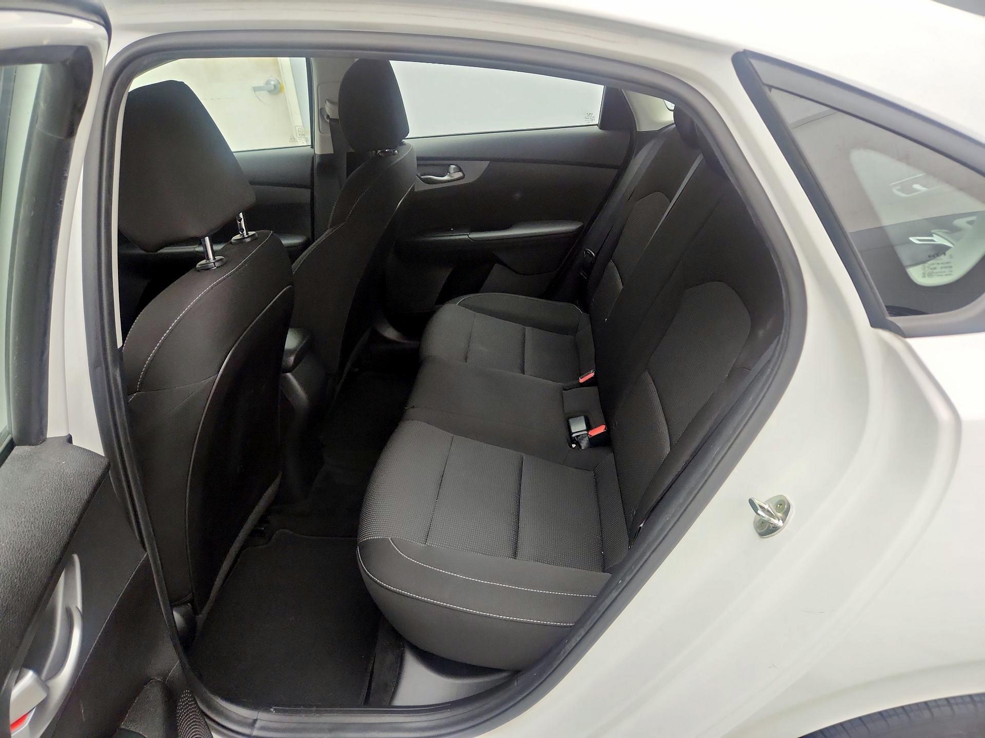 Thumbnail: 2021 Kia Forte - 19