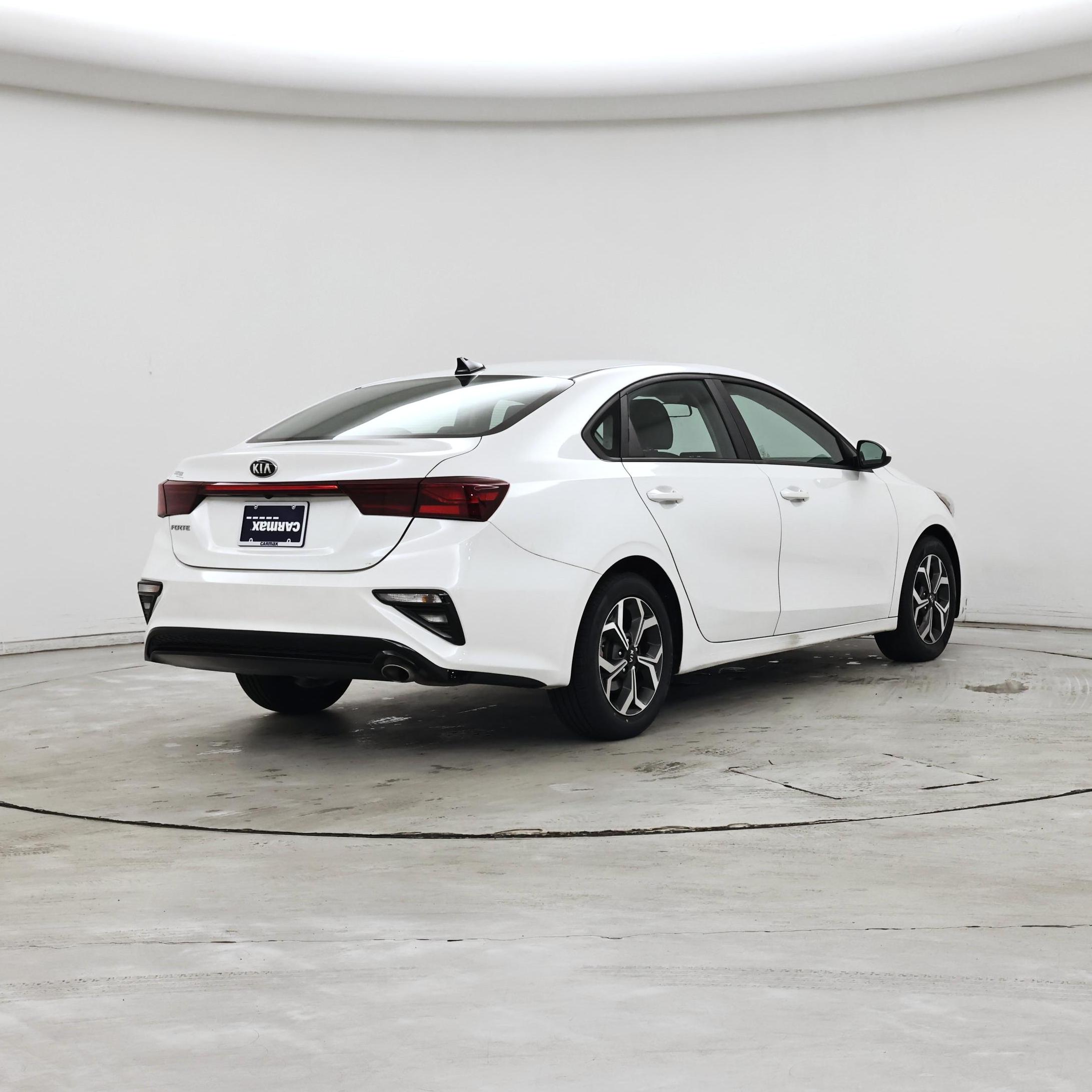 Thumbnail: 2021 Kia Forte - 8