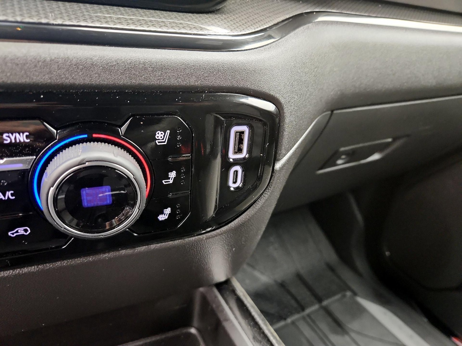 2025 Chevrolet Silverado 1500 ZR2 - Photo 20