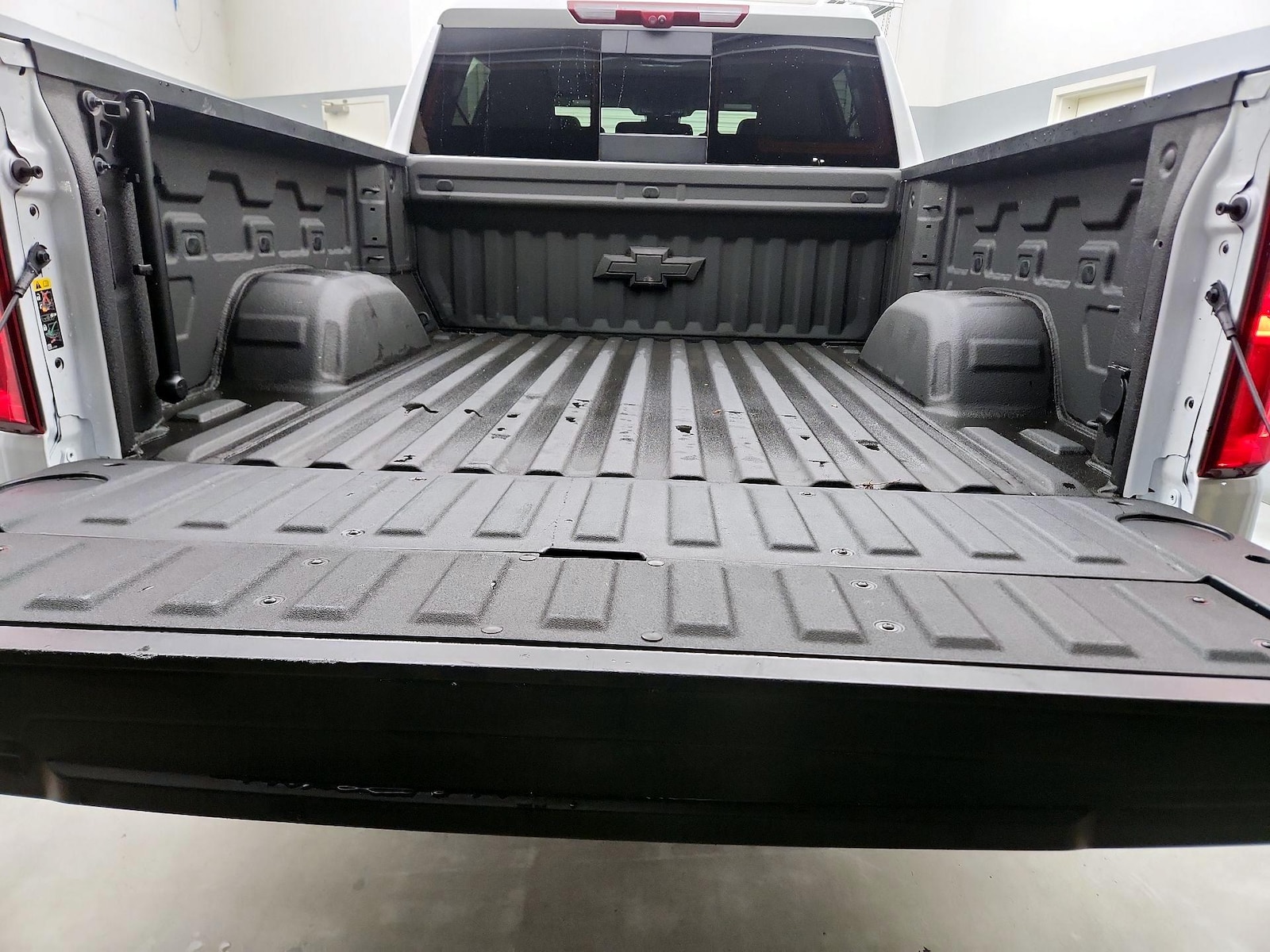 2025 Chevrolet Silverado 1500 ZR2 - Photo 23