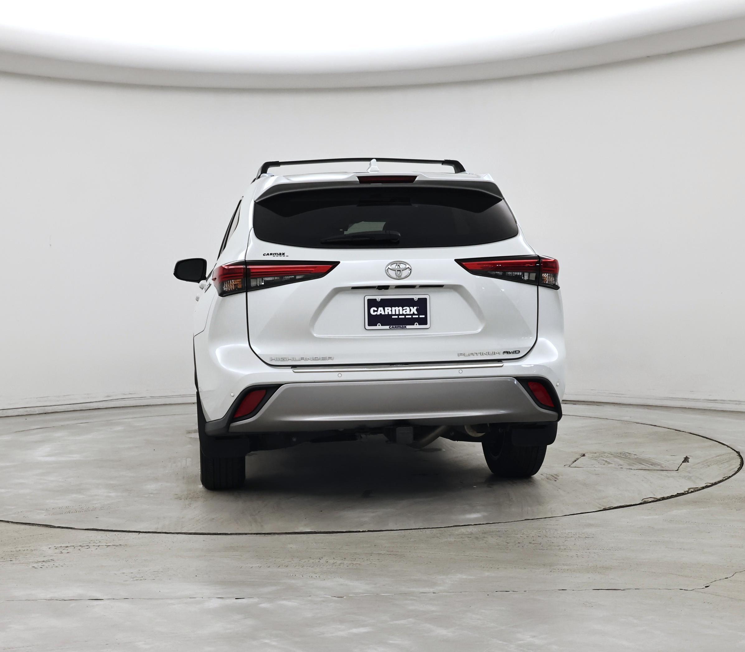 Thumbnail: 2022 Toyota Highlander - 6