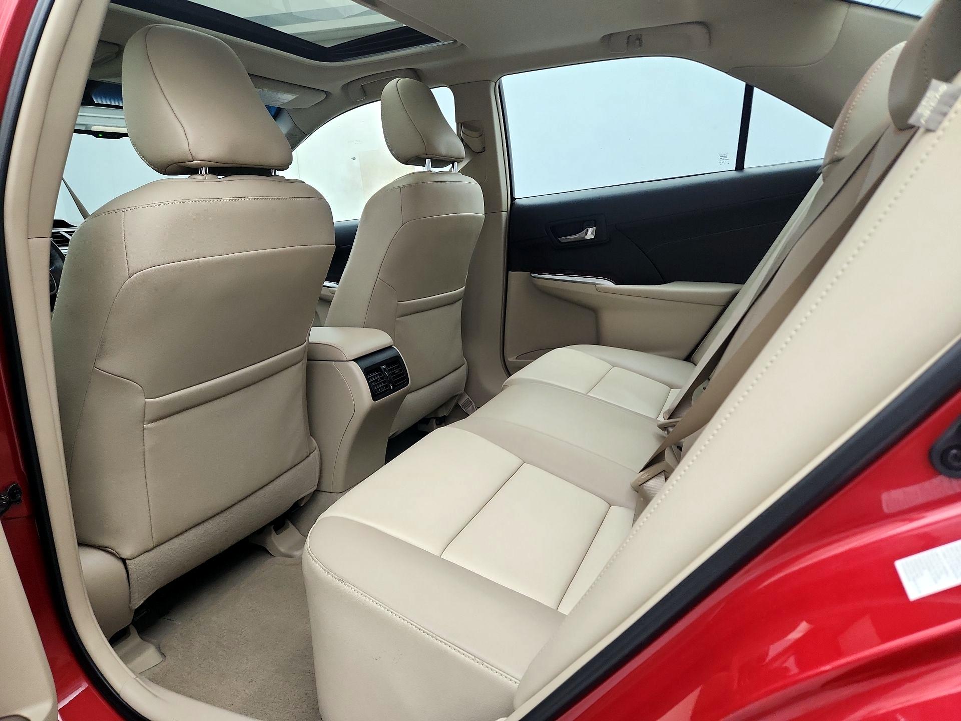 Thumbnail: 2014 Toyota Camry - 19