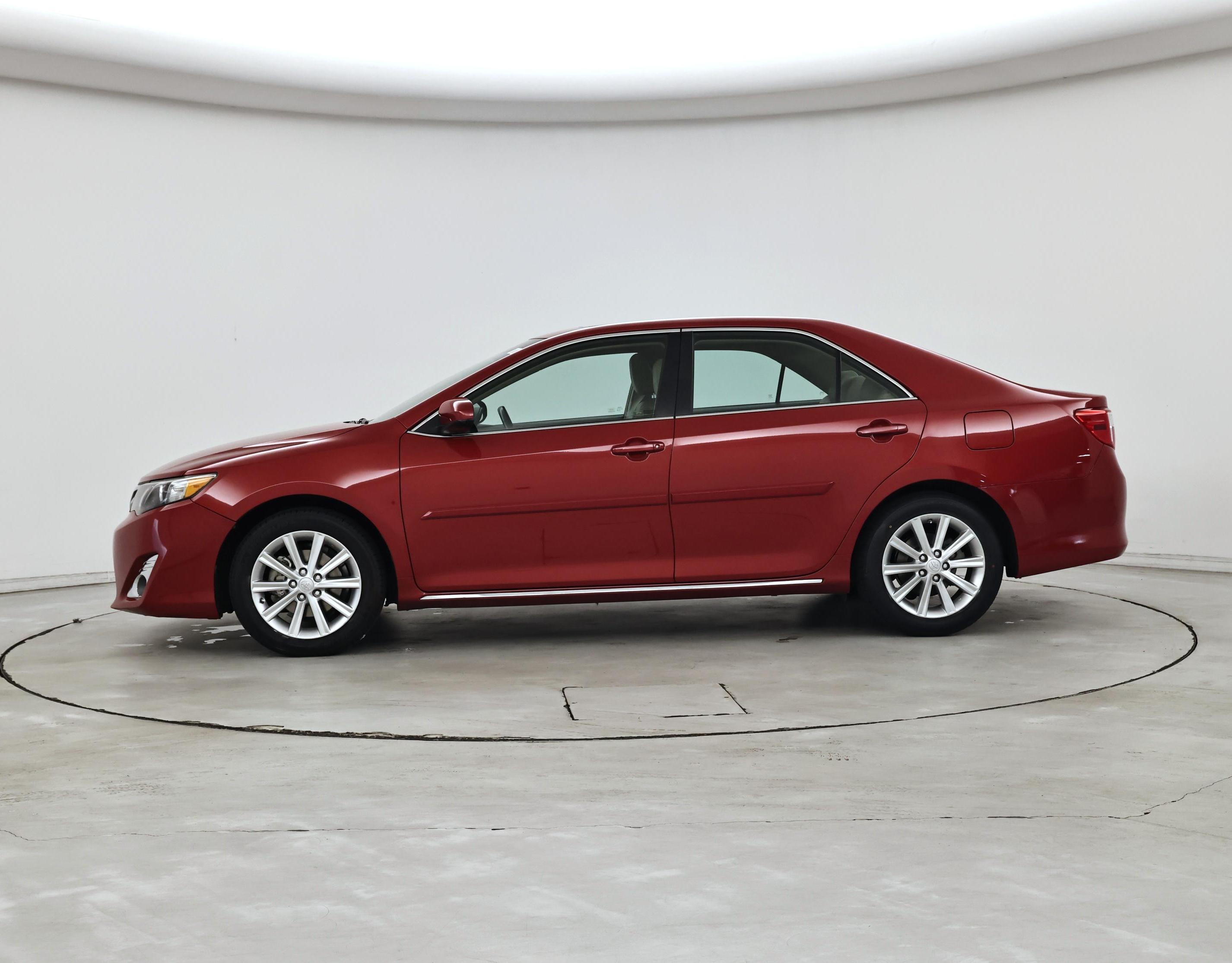 Thumbnail: 2014 Toyota Camry - 3