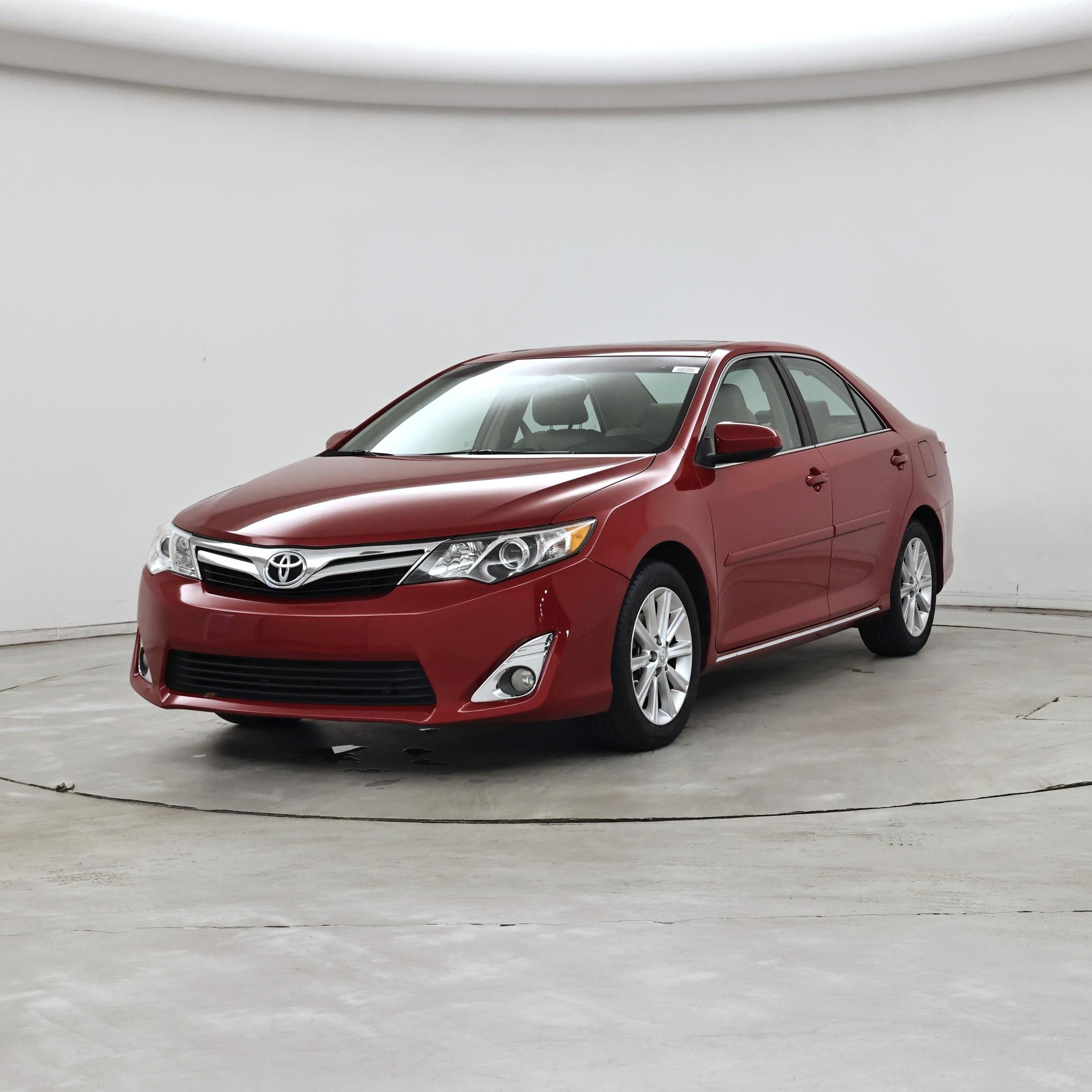 Thumbnail: 2014 Toyota Camry - 4