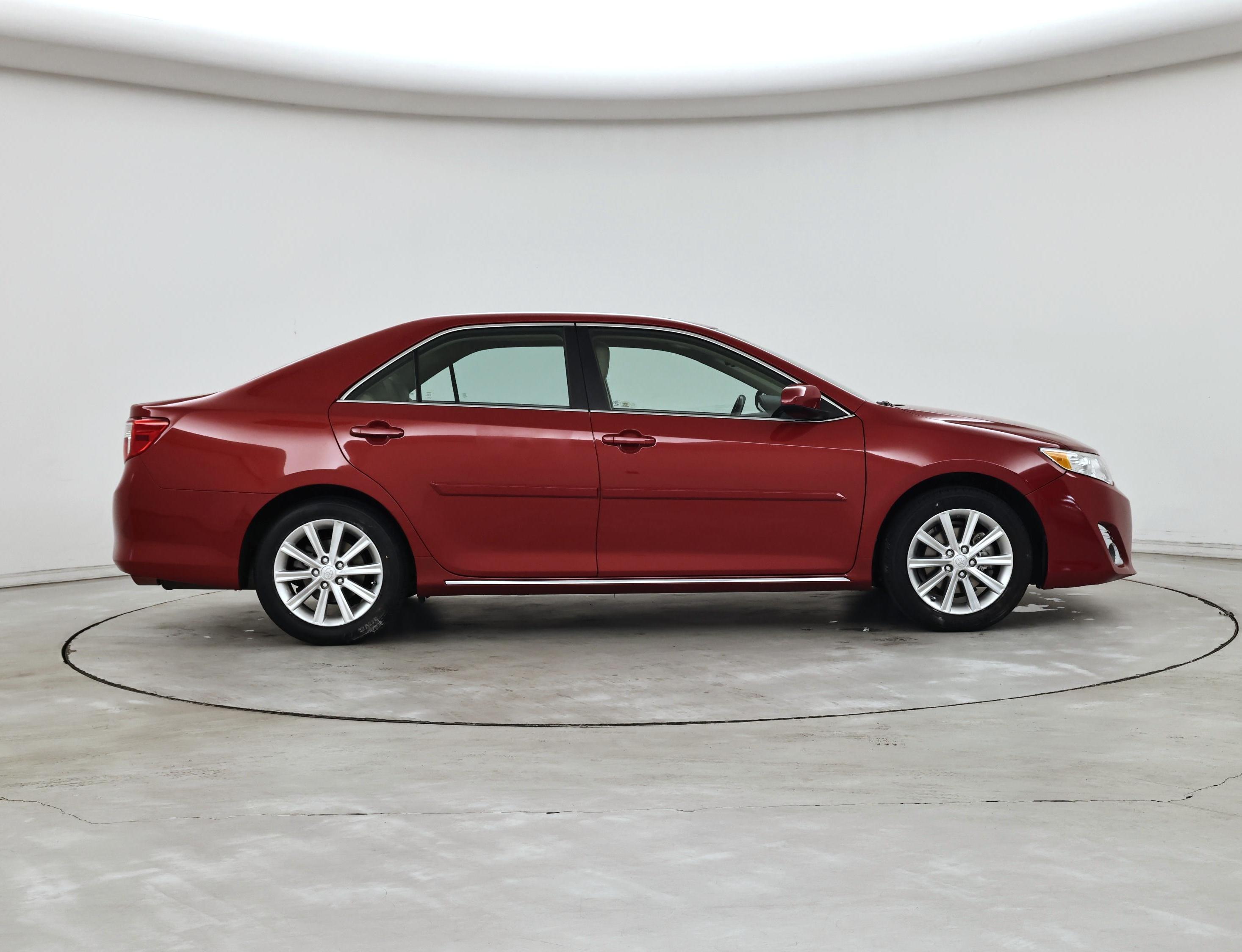 Thumbnail: 2014 Toyota Camry - 7