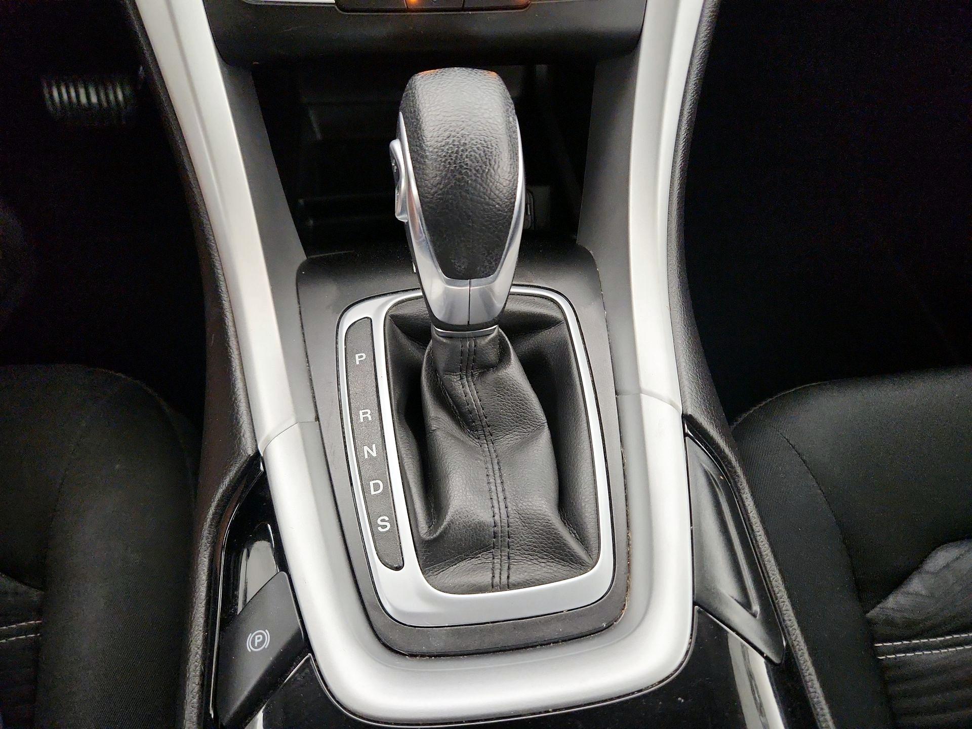 Thumbnail: 2016 Ford Fusion - 17