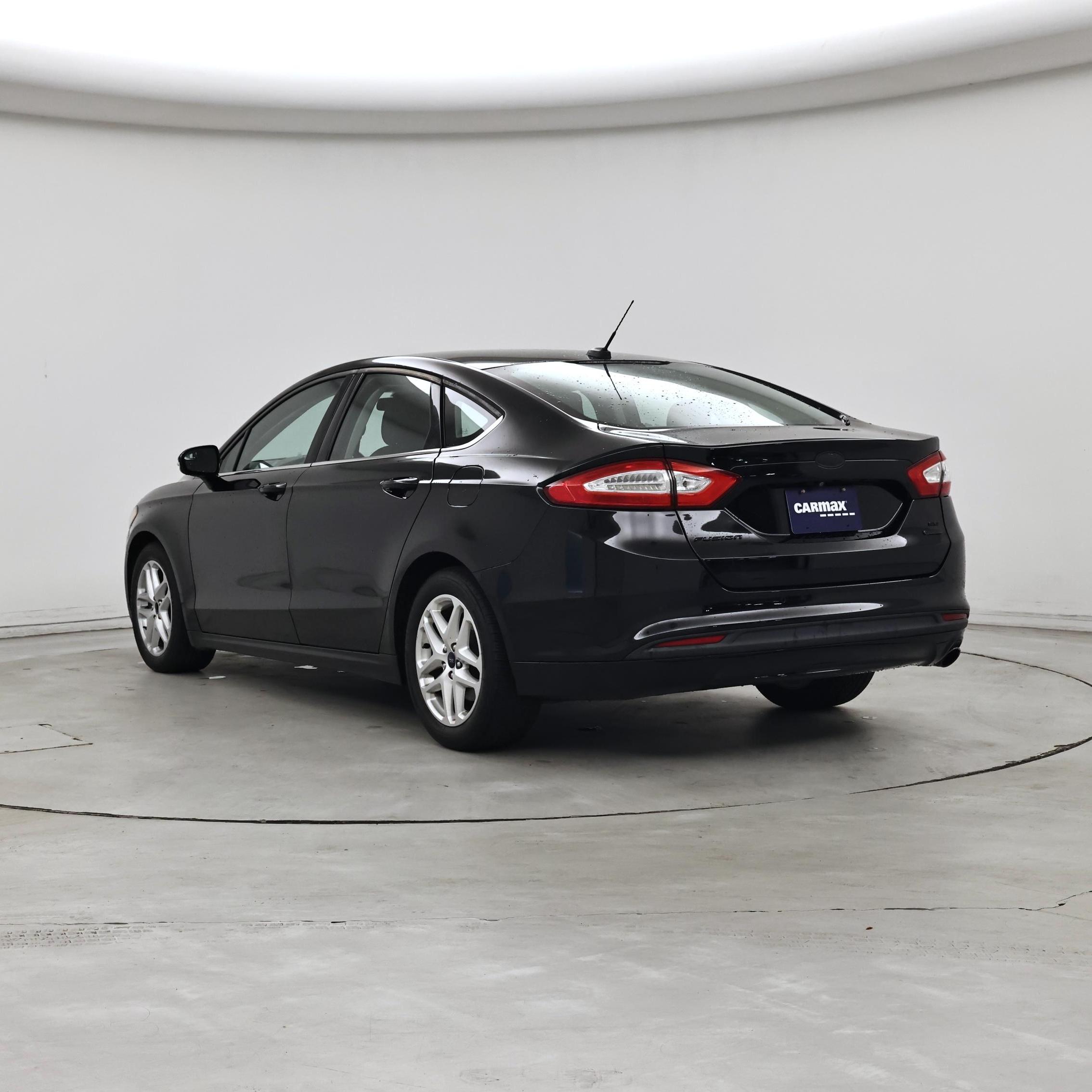 Thumbnail: 2016 Ford Fusion - 2