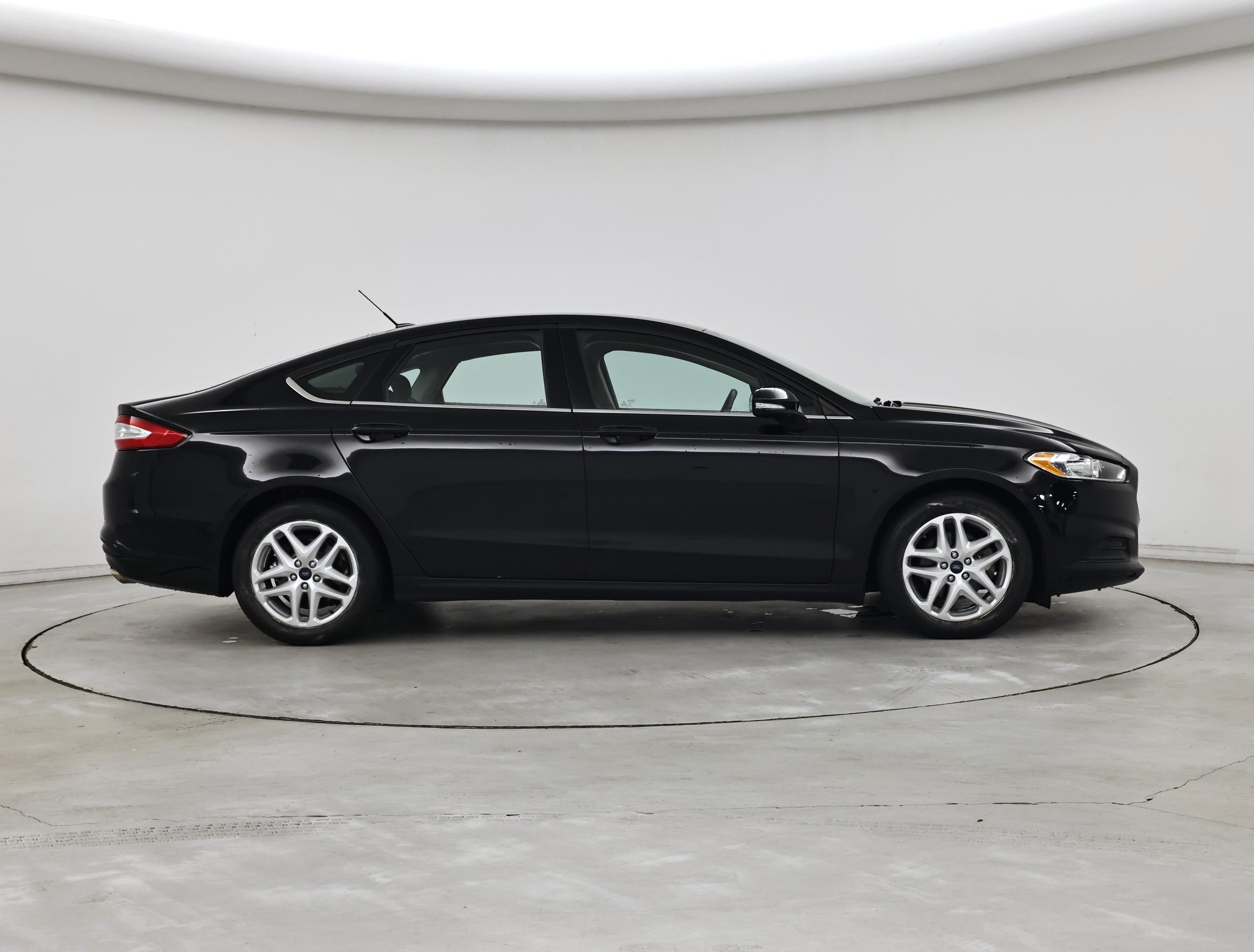 Thumbnail: 2016 Ford Fusion - 7