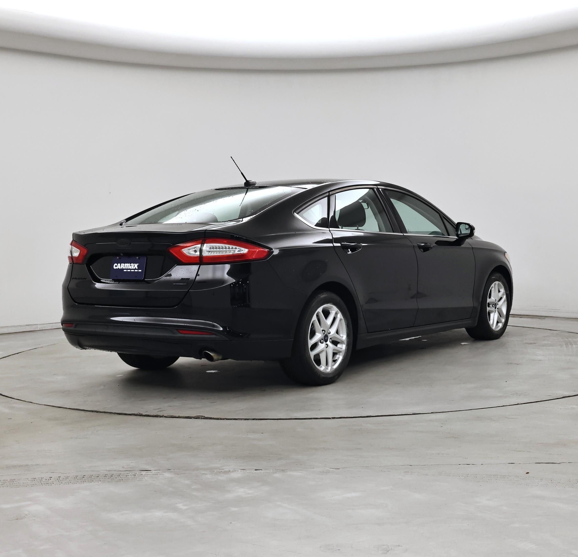 Thumbnail: 2016 Ford Fusion - 8