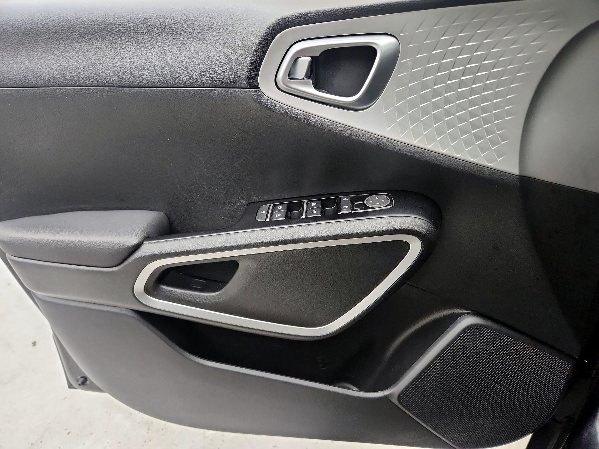 Thumbnail: 2024 Kia Soul - 12