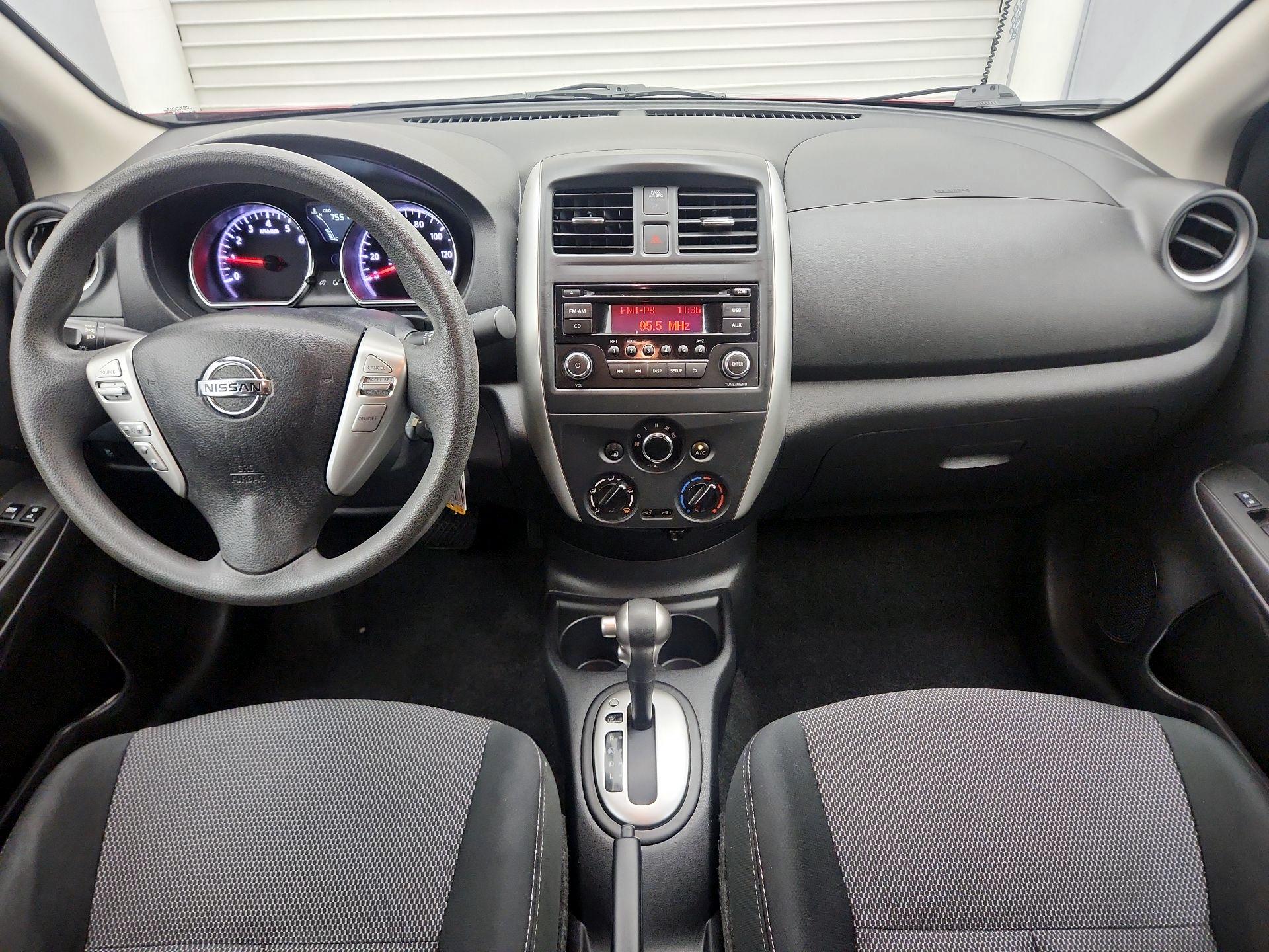 Thumbnail: 2016 Nissan Versa - 9