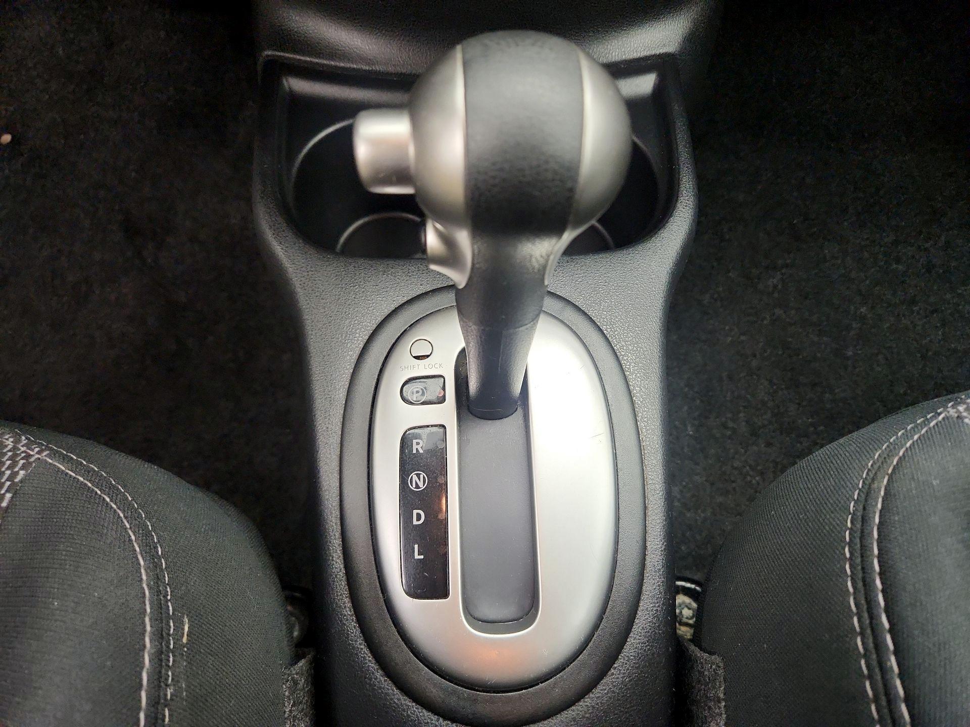 Thumbnail: 2016 Nissan Versa - 16