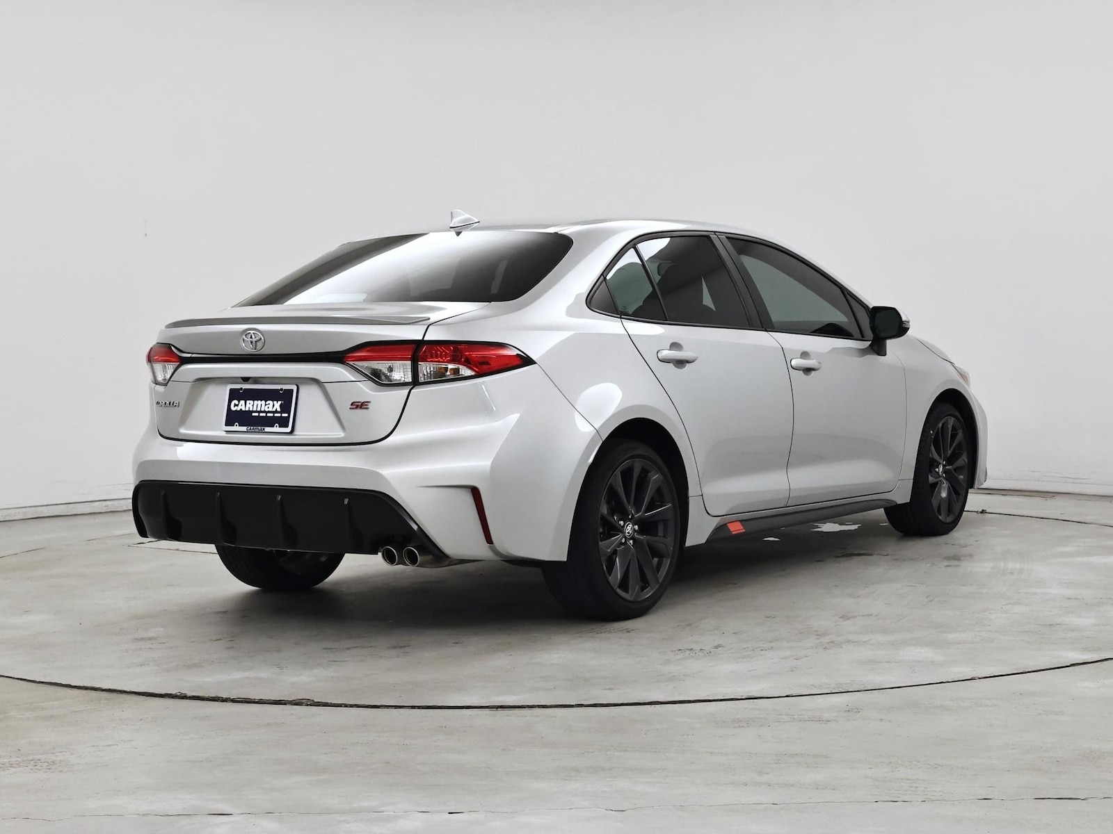 2023 Toyota Corolla SE - Photo 9