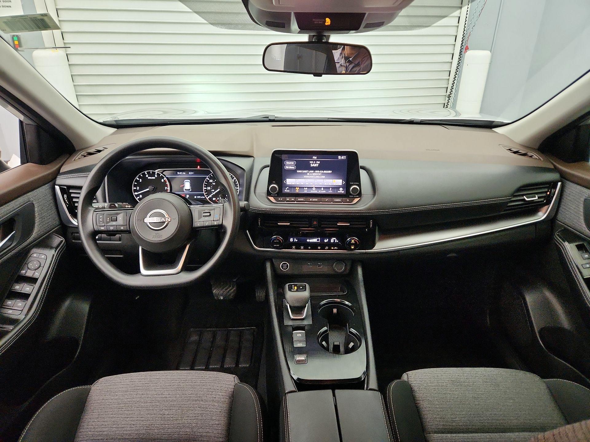 Thumbnail: 2023 Nissan Rogue - 9