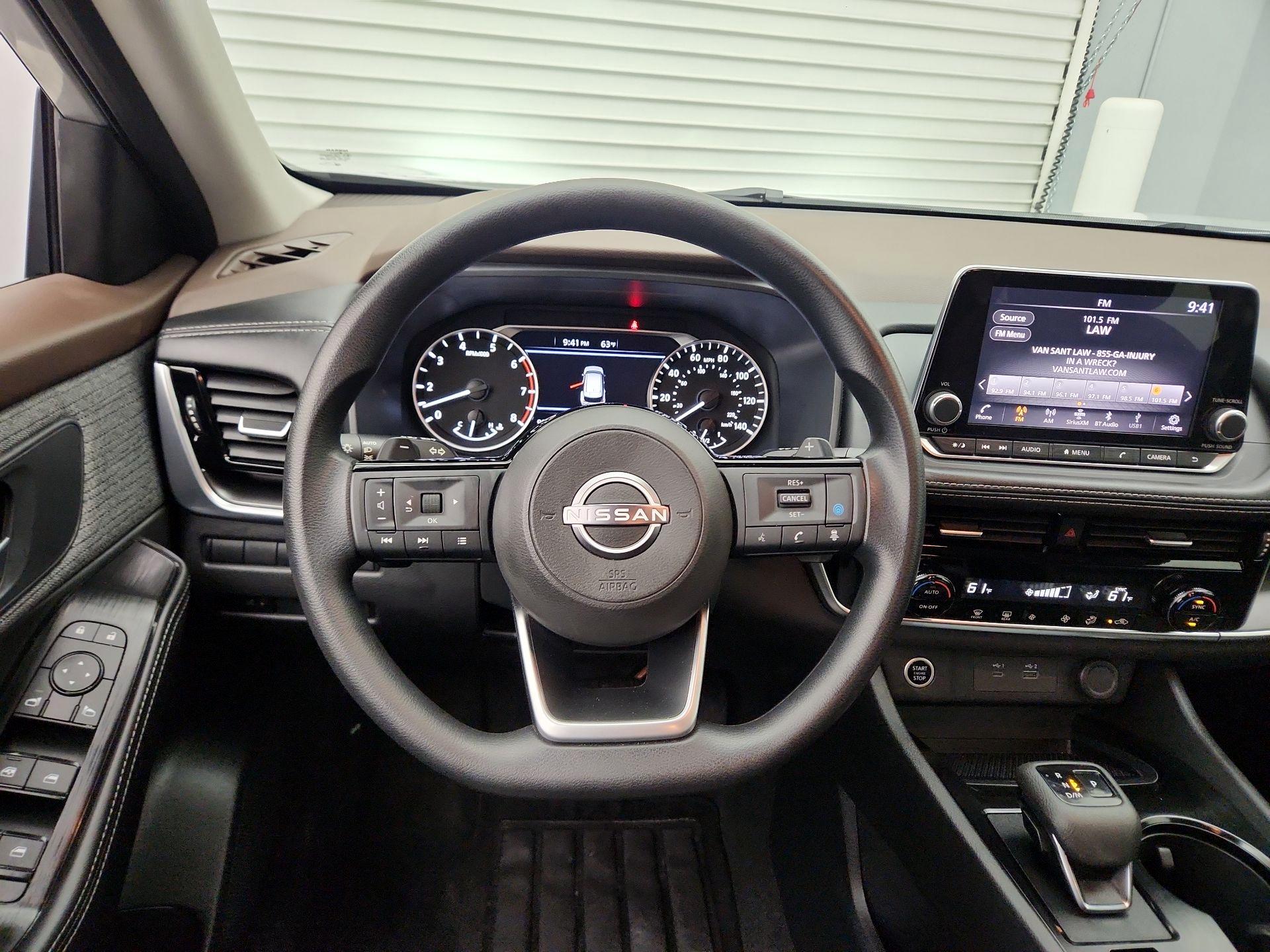 Thumbnail: 2023 Nissan Rogue - 10