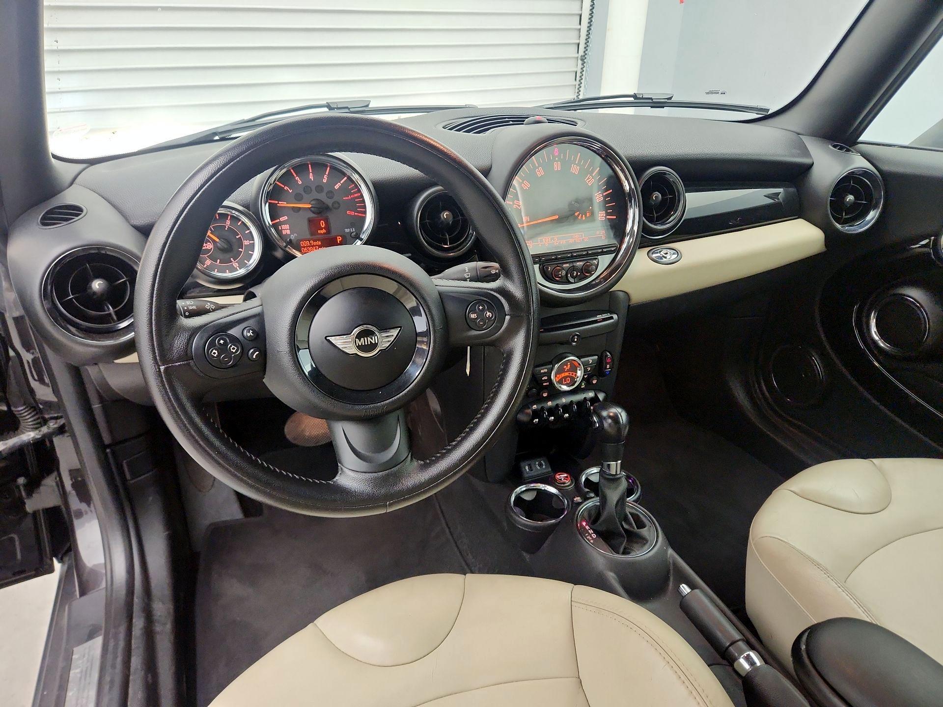 Thumbnail: 2015 MINI Cooper - 9